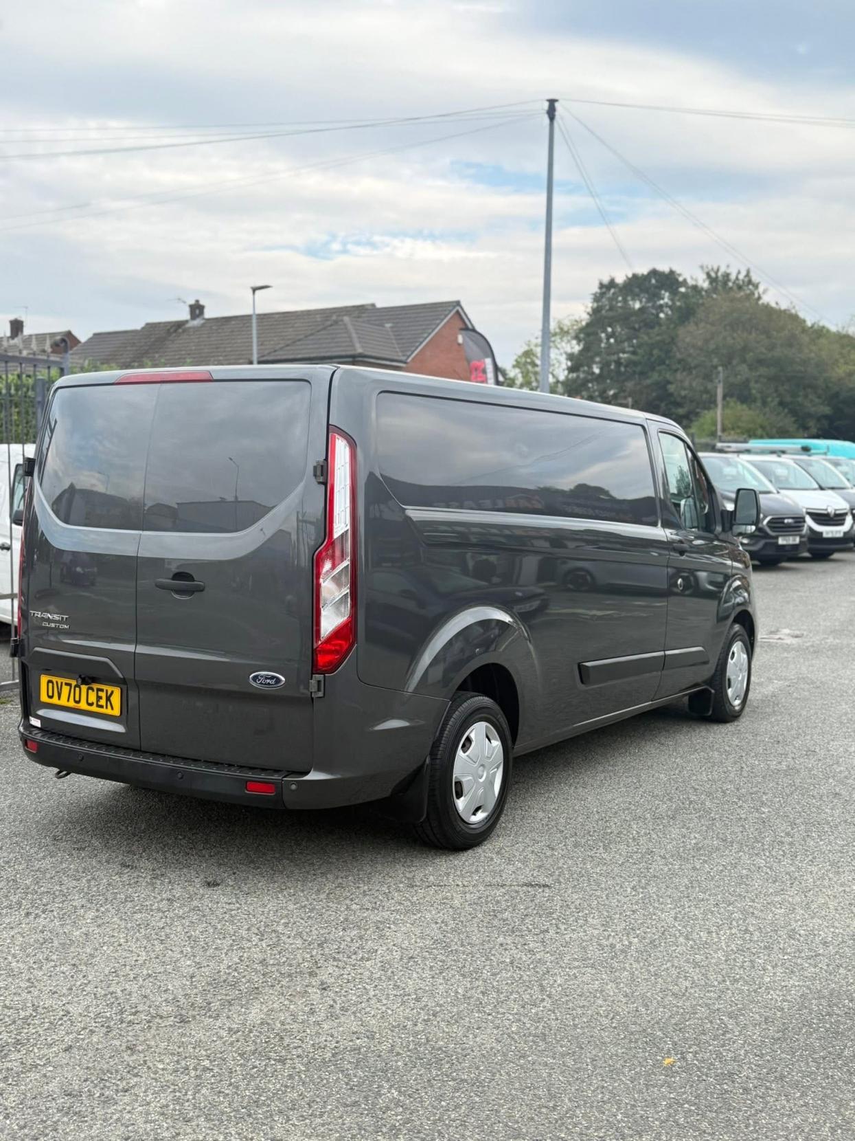 Ford Transit Custom 2.0 300 EcoBlue Trend Panel Van 5dr Diesel Manual L2 H1 Euro 6 (s/s) (105 ps)