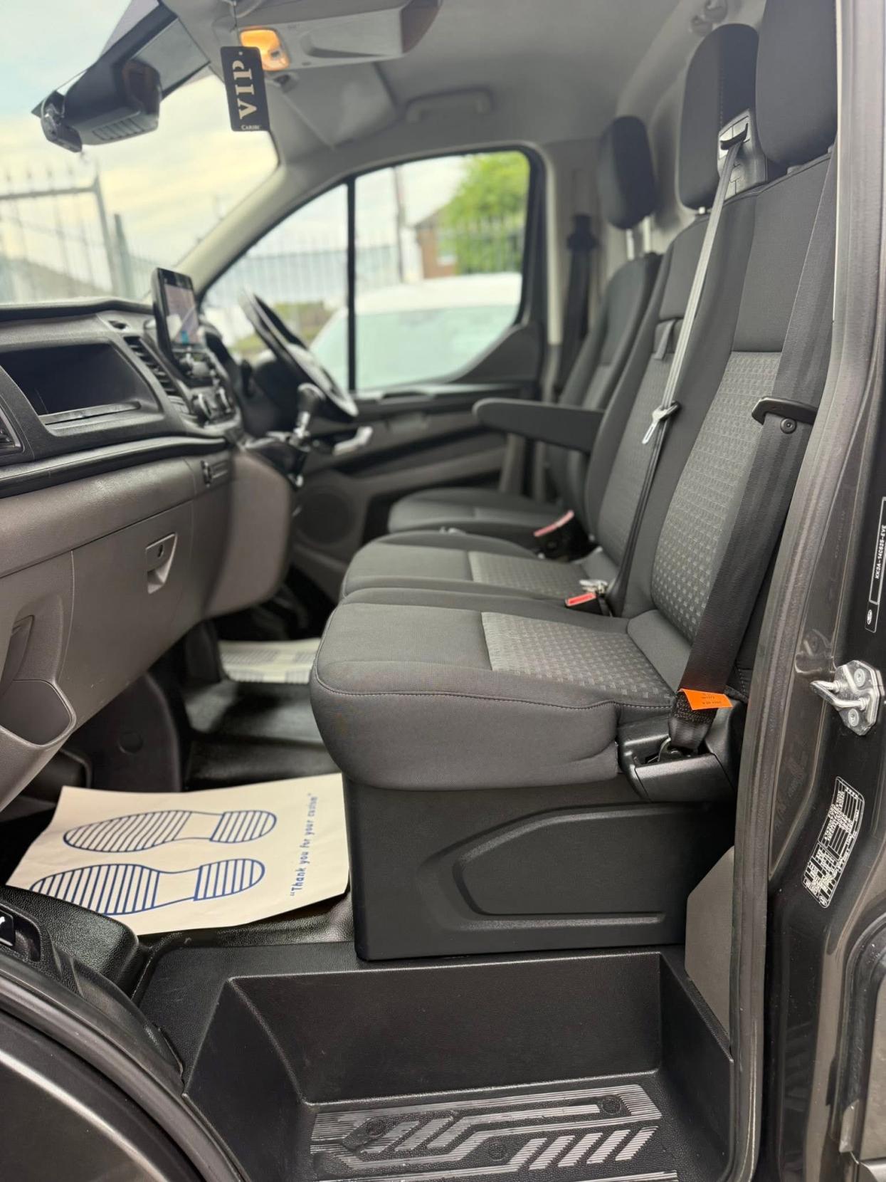 Ford Transit Custom 2.0 300 EcoBlue Trend Panel Van 5dr Diesel Manual L2 H1 Euro 6 (s/s) (105 ps)