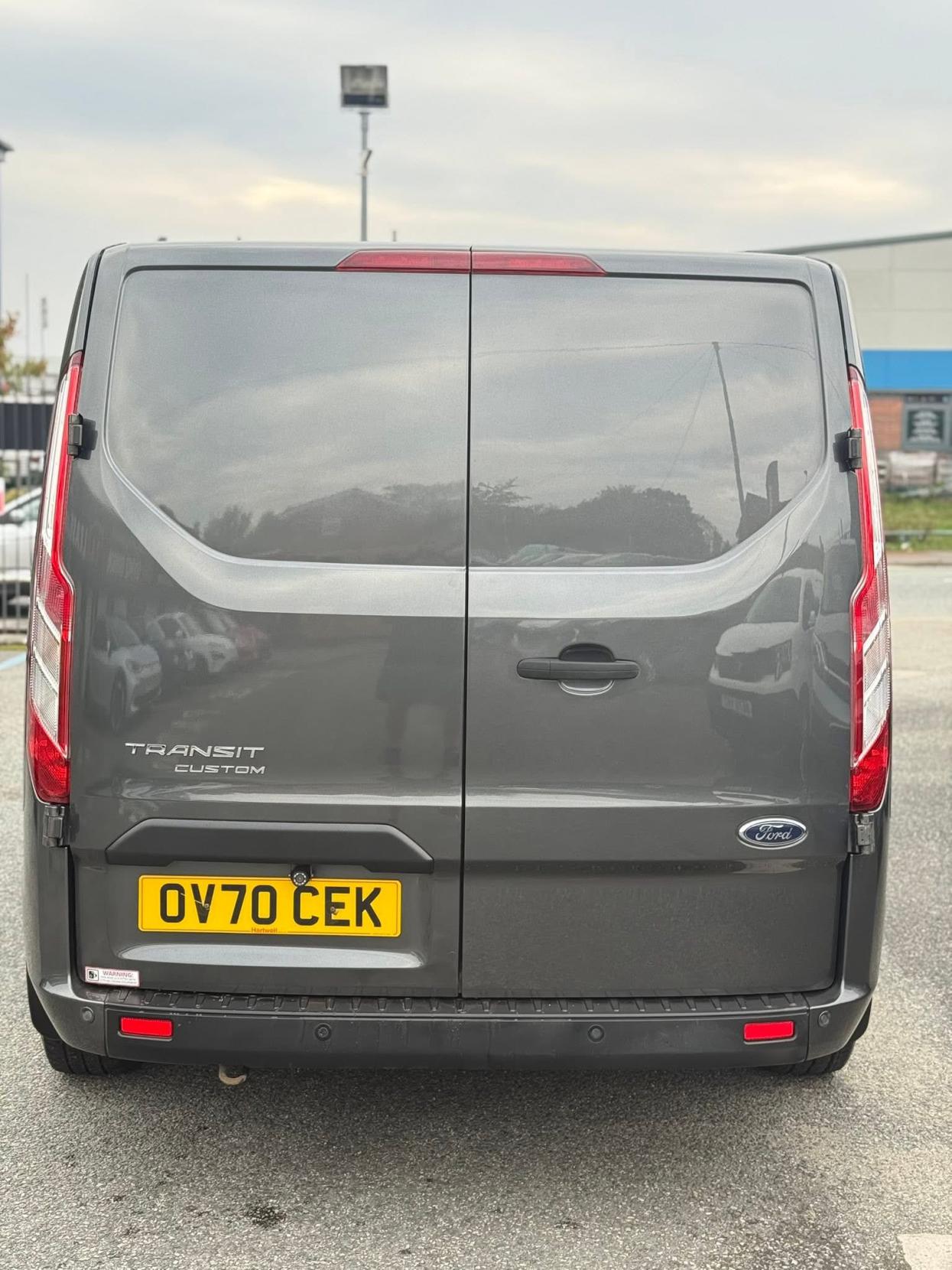 Ford Transit Custom 2.0 300 EcoBlue Trend Panel Van 5dr Diesel Manual L2 H1 Euro 6 (s/s) (105 ps)