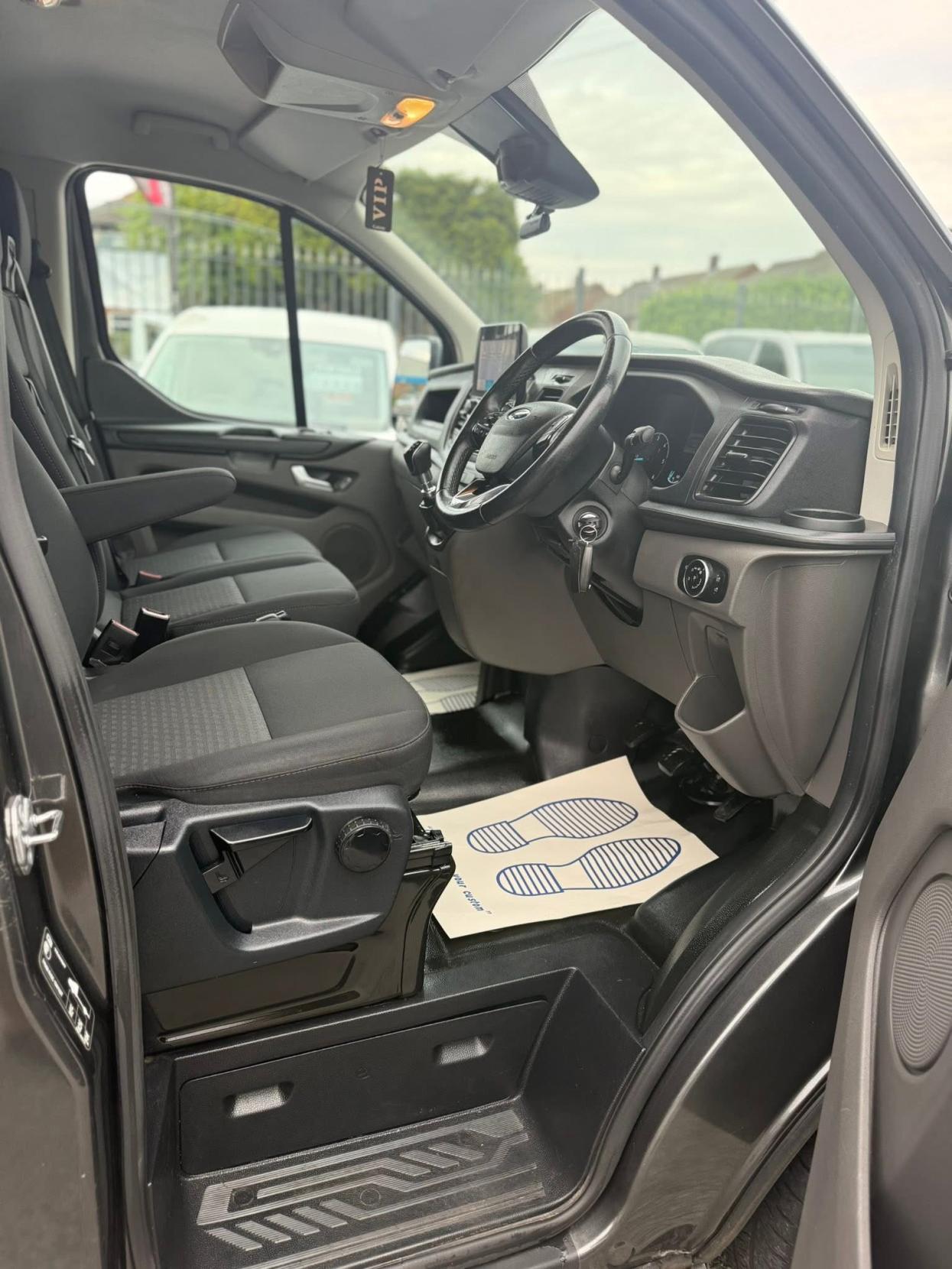 Ford Transit Custom 2.0 300 EcoBlue Trend Panel Van 5dr Diesel Manual L2 H1 Euro 6 (s/s) (105 ps)