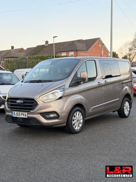 Ford Transit Custom 2.0 320 EcoBlue Limited Crew Van Double Cab 5dr Diesel Manual L1 H1 Euro 6 (s/s) (6 Seat) (130 ps)