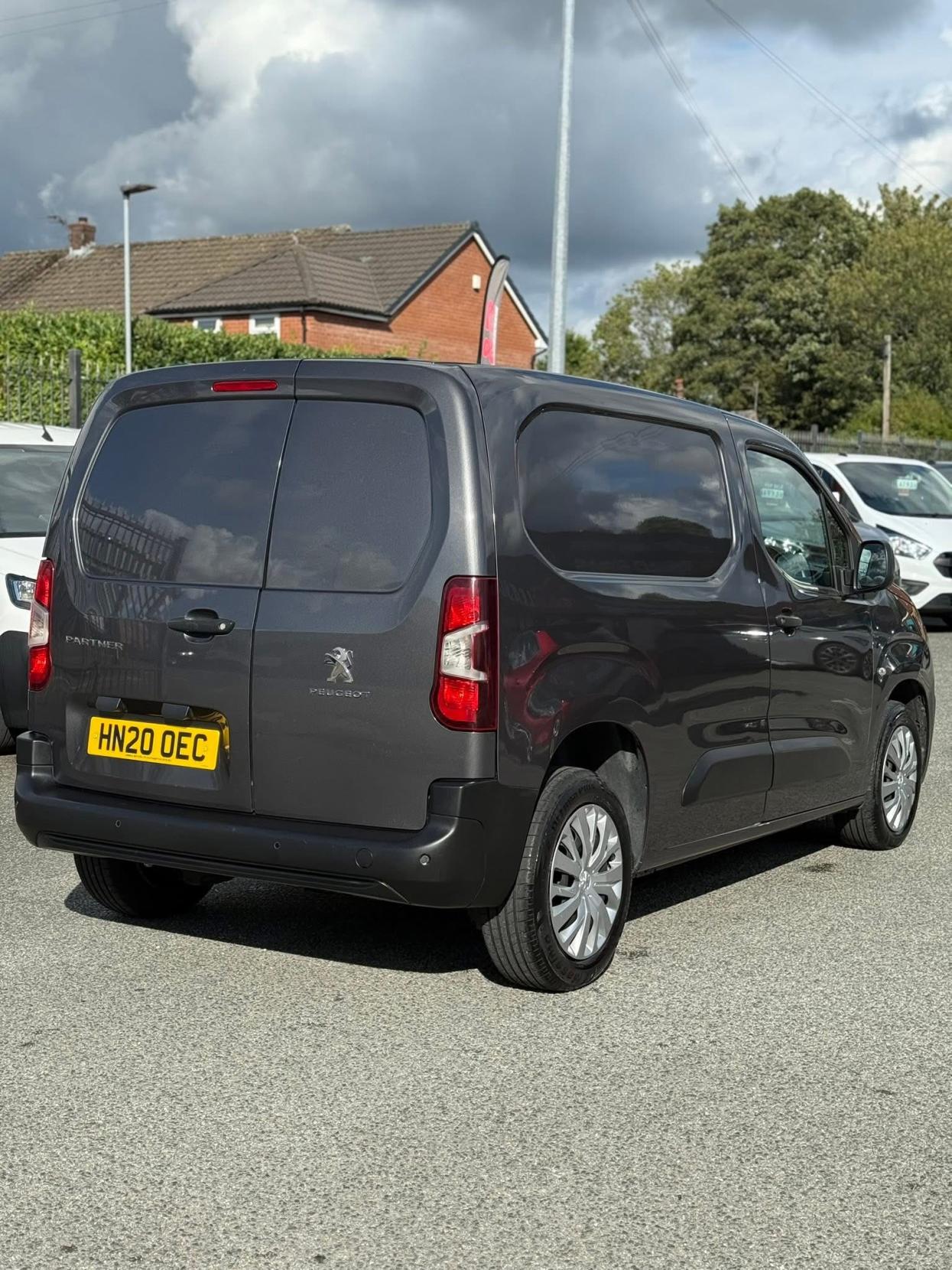 Peugeot Partner 1.5 BlueHDi 1000 Professional Standard Panel Van 5dr Diesel Manual SWB Euro 6 (s/s) (100 bhp)