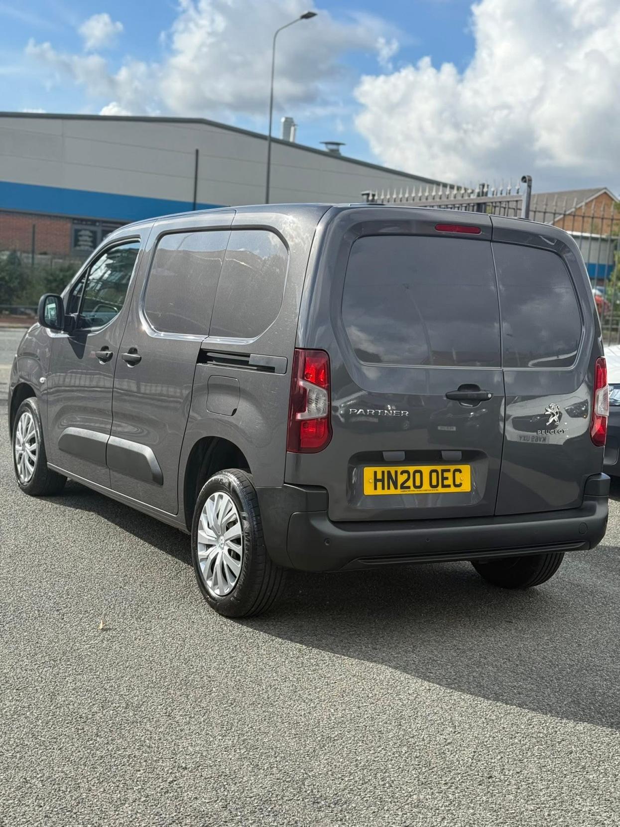 Peugeot Partner 1.5 BlueHDi 1000 Professional Standard Panel Van 5dr Diesel Manual SWB Euro 6 (s/s) (100 bhp)
