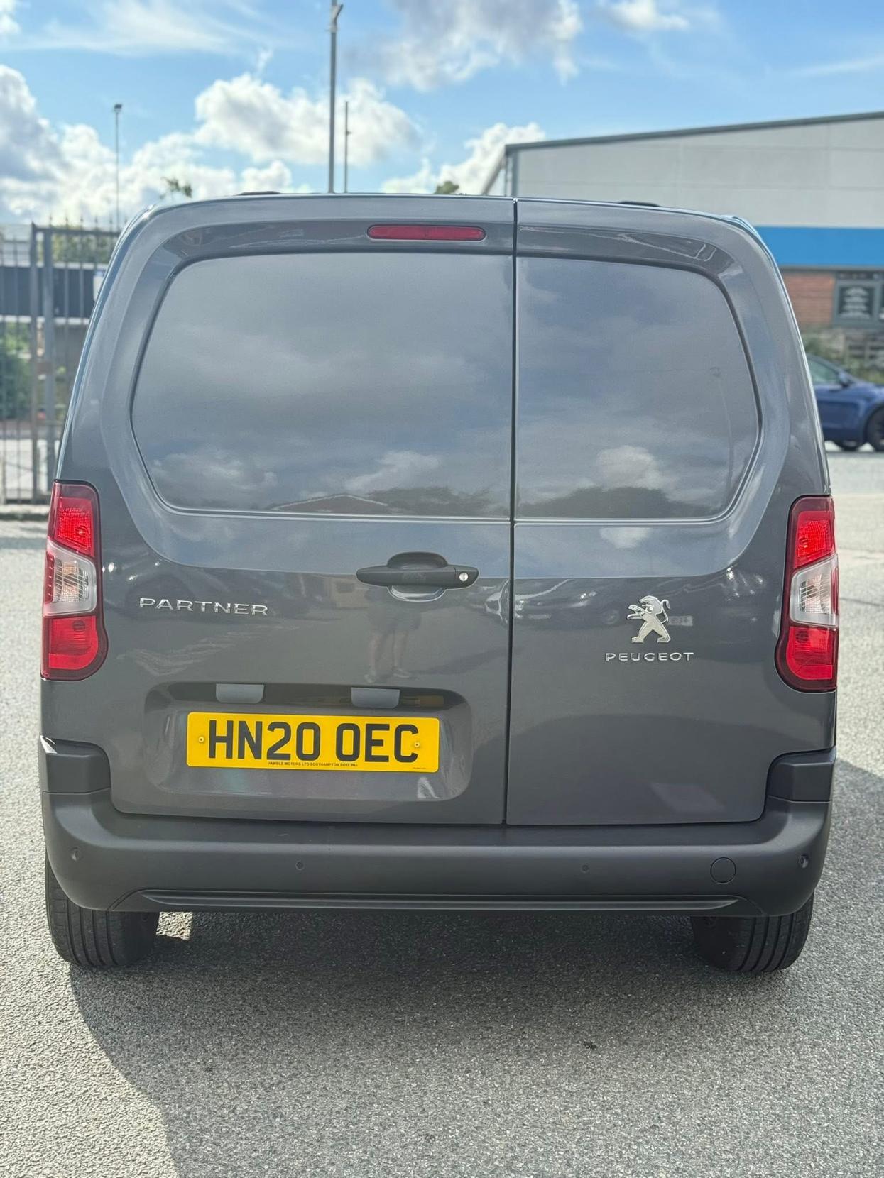 Peugeot Partner 1.5 BlueHDi 1000 Professional Standard Panel Van 5dr Diesel Manual SWB Euro 6 (s/s) (100 bhp)