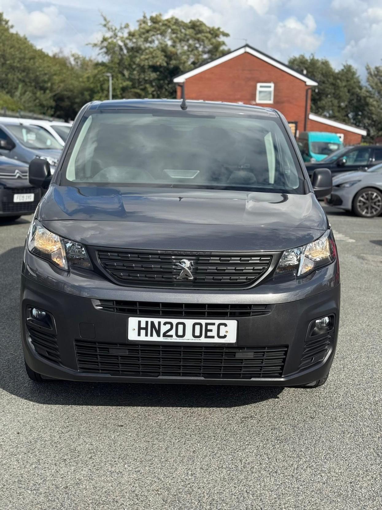 Peugeot Partner 1.5 BlueHDi 1000 Professional Standard Panel Van 5dr Diesel Manual SWB Euro 6 (s/s) (100 bhp)