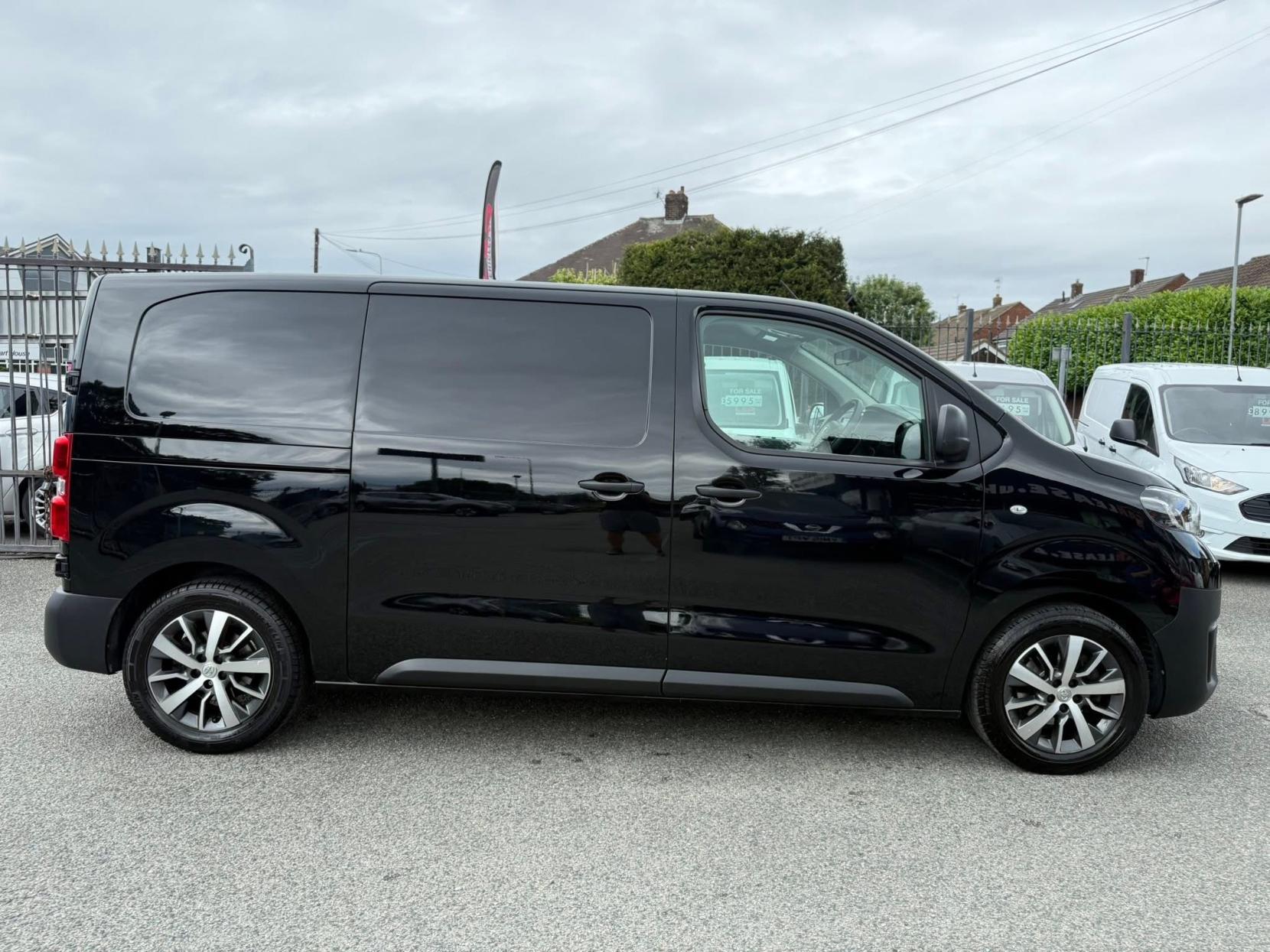 Toyota ProAce 1.5D Icon Medium Panel Van 6dr Diesel Manual MWB Euro 6 (s/s) (120 bhp)