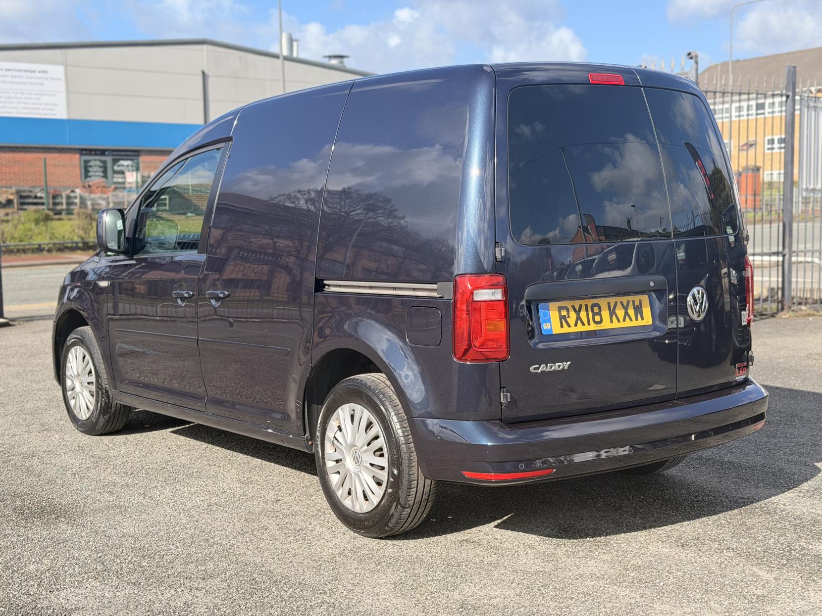 Volkswagen Caddy 2.0 TDI C20 BlueMotion Tech Trendline Panel Van 5dr Diesel Manual SWB Euro 6 (s/s) (102 ps)