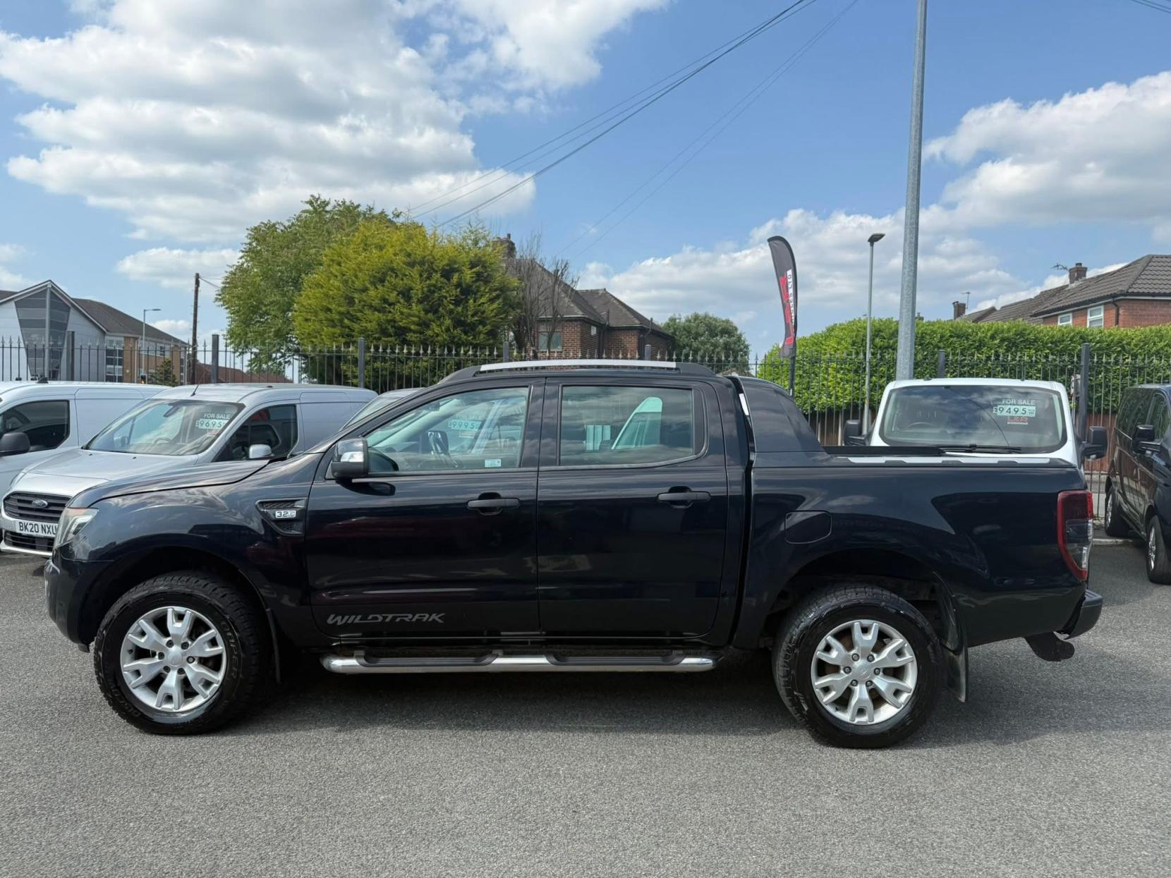 Ford Ranger 3.2 TDCi Wildtrak Pickup Double Cab 4dr Diesel Auto 4WD Euro 5 (200 ps)