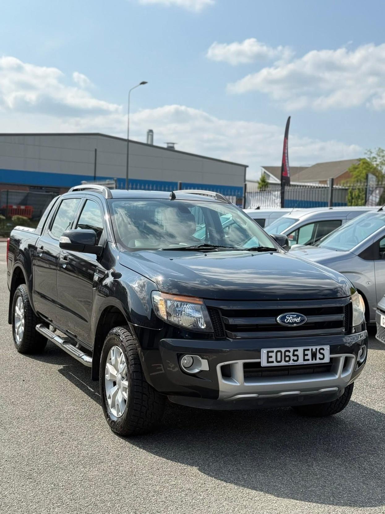 Ford Ranger 3.2 TDCi Wildtrak Pickup Double Cab 4dr Diesel Auto 4WD Euro 5 (200 ps)