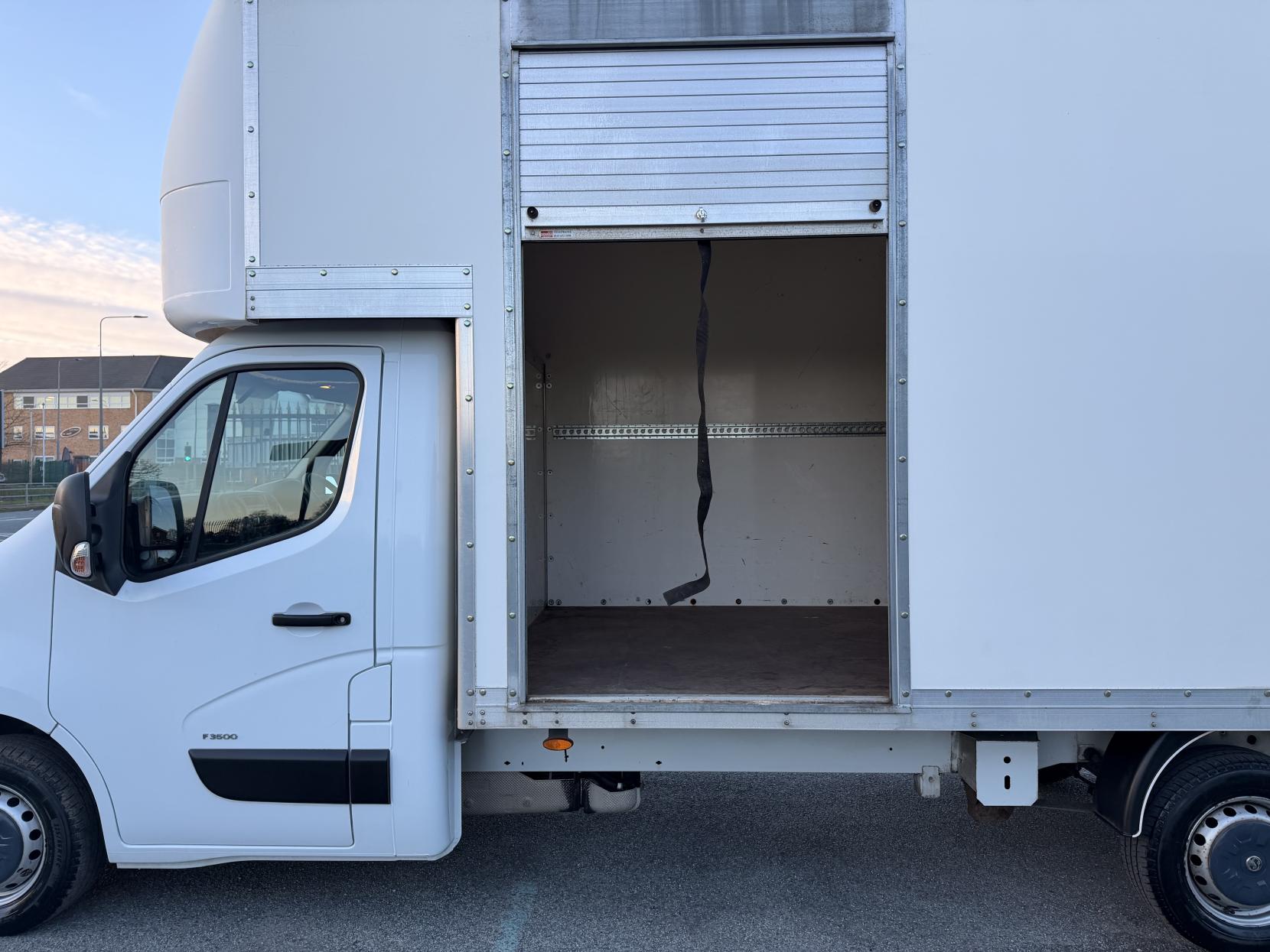 Vauxhall Movano 2.3 CDTi 3500 Chassis Cab 2dr Diesel Manual FWD L3 H1 Euro 5 (125 ps)