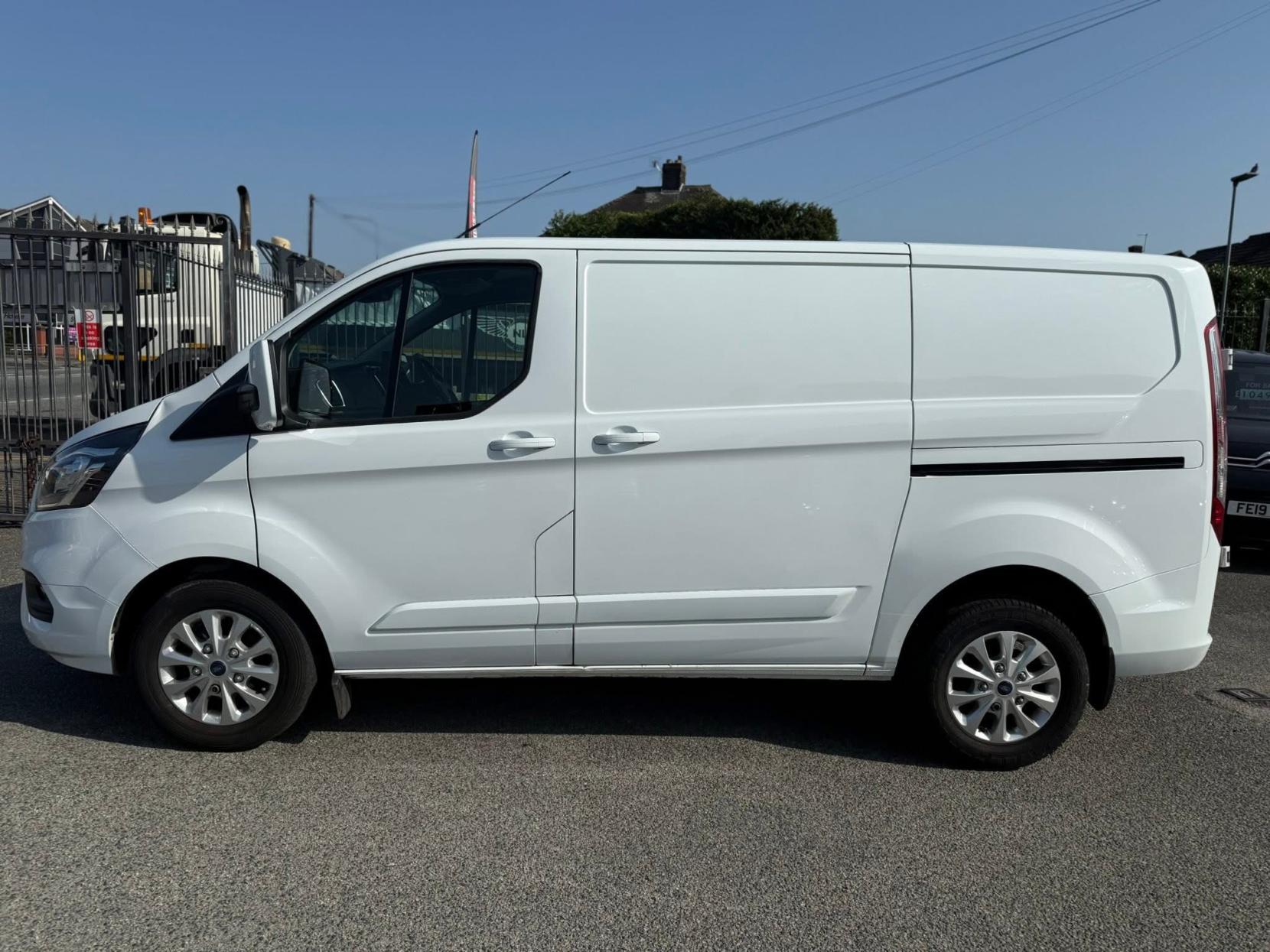 Ford Transit Custom 2.0 280 EcoBlue Limited Panel Van 5dr Diesel Manual L1 H1 Euro 6 (s/s) (130 ps)