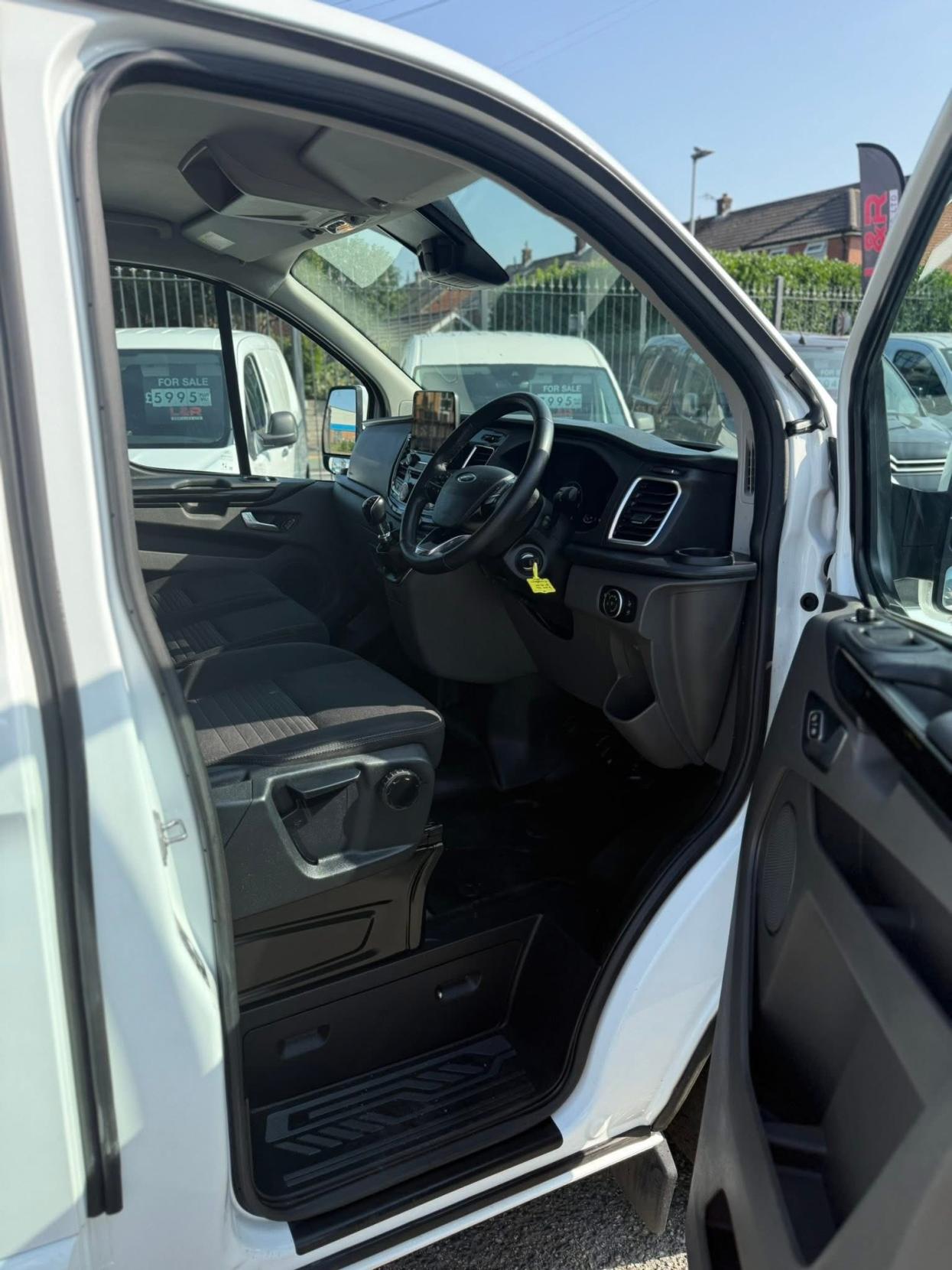 Ford Transit Custom 2.0 280 EcoBlue Limited Panel Van 5dr Diesel Manual L1 H1 Euro 6 (s/s) (130 ps)