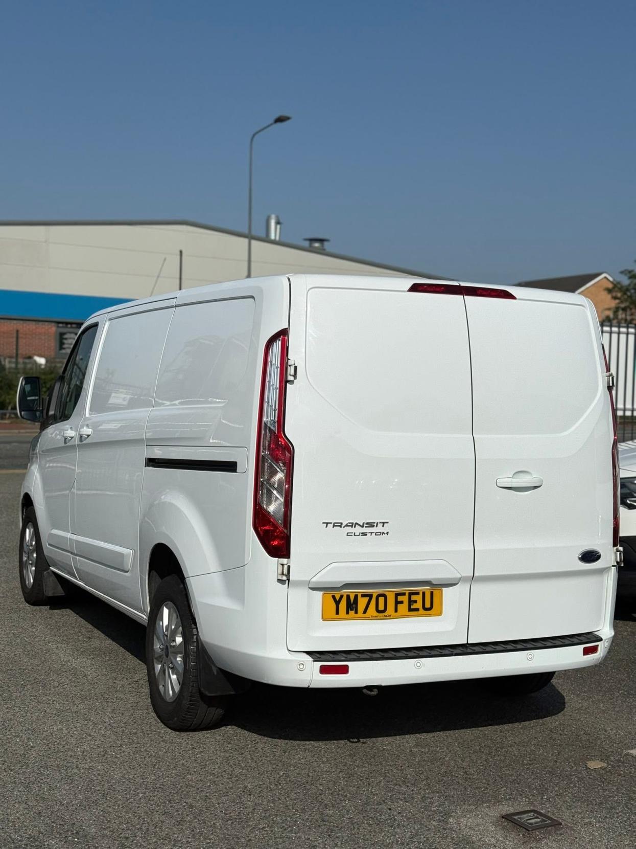 Ford Transit Custom 2.0 280 EcoBlue Limited Panel Van 5dr Diesel Manual L1 H1 Euro 6 (s/s) (130 ps)