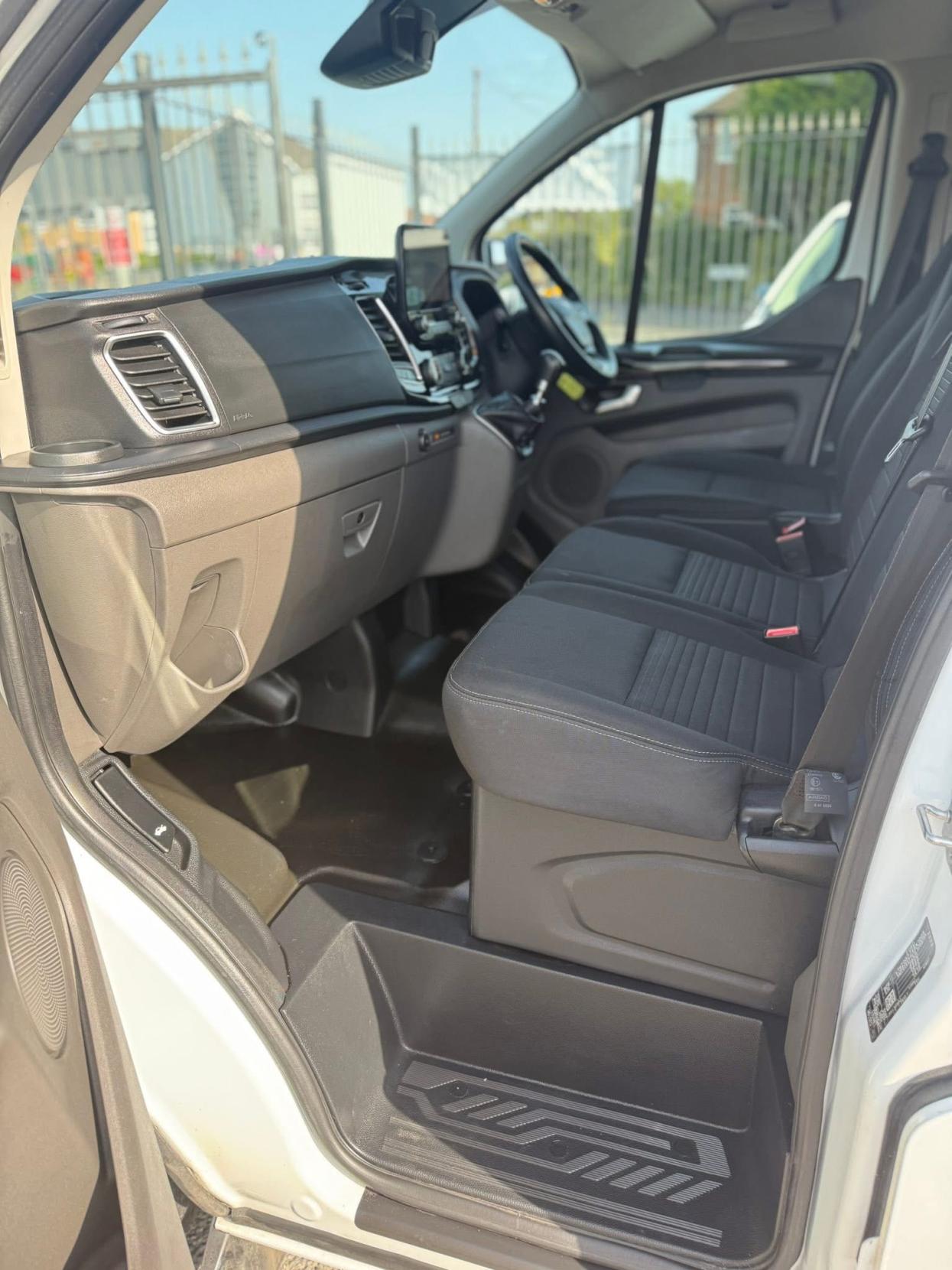 Ford Transit Custom 2.0 280 EcoBlue Limited Panel Van 5dr Diesel Manual L1 H1 Euro 6 (s/s) (130 ps)