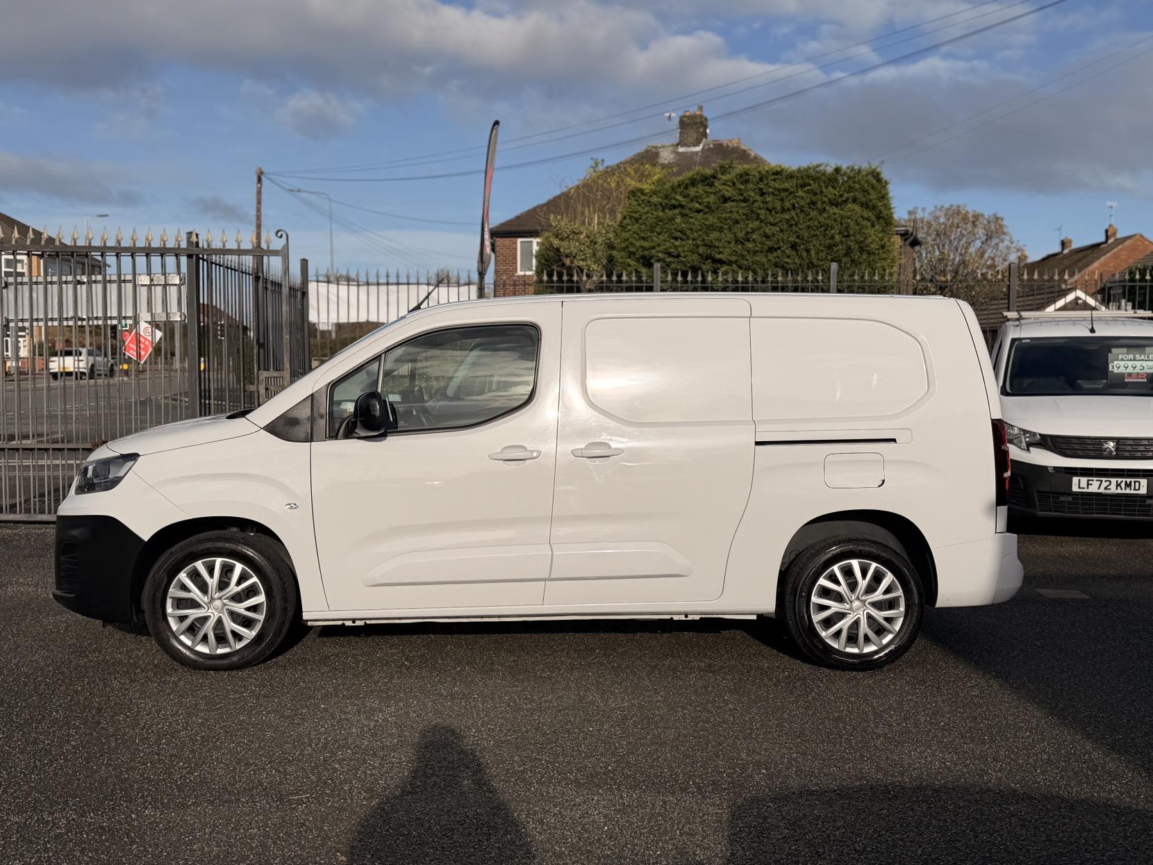Fiat Doblo 1.5 BlueHDi 1000Kg Maxi Primo Panel Van 6dr Diesel Manual LWB Euro 6 (s/s) (100 ps)
