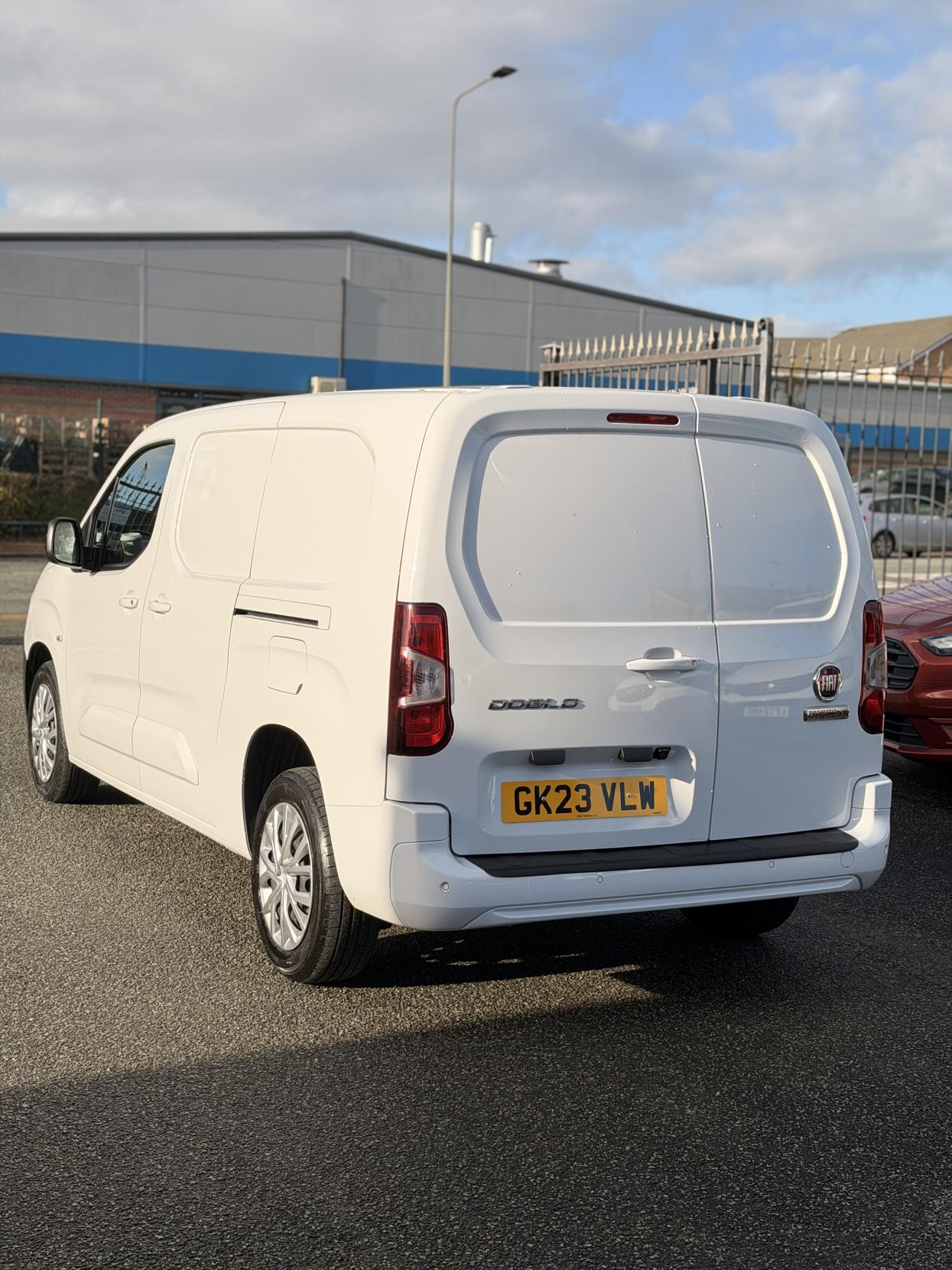 Fiat Doblo 1.5 BlueHDi 1000Kg Maxi Primo Panel Van 6dr Diesel Manual LWB Euro 6 (s/s) (100 ps)