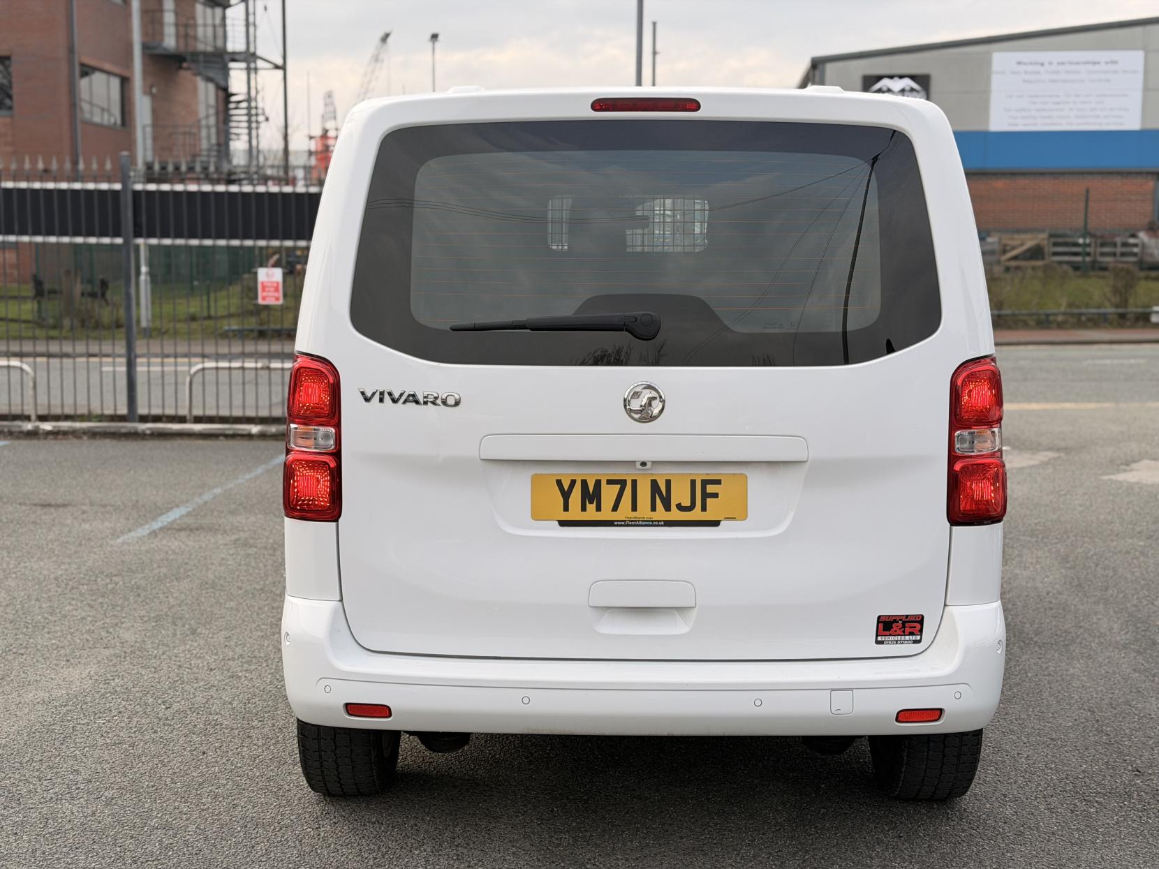 Vauxhall Vivaro 2.0 Turbo D 3100 Elite Panel Van 5dr Diesel Manual L1 H1 Euro 6 (s/s) (145 ps)