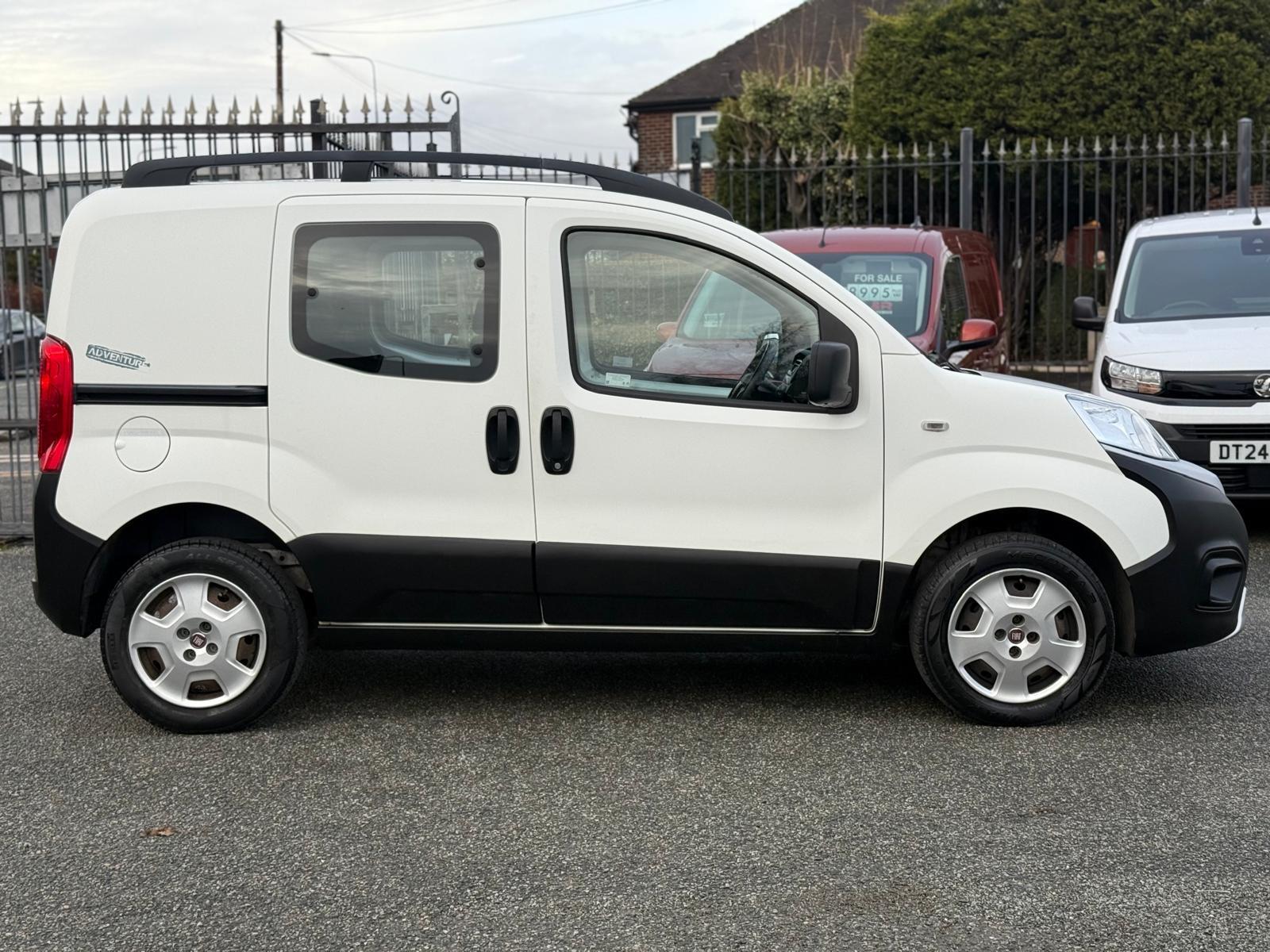 Fiat Fiorino 1.3 MultiJetII Adventure Combi Van 5dr Diesel Manual Euro 6 (SLD) (95 bhp)