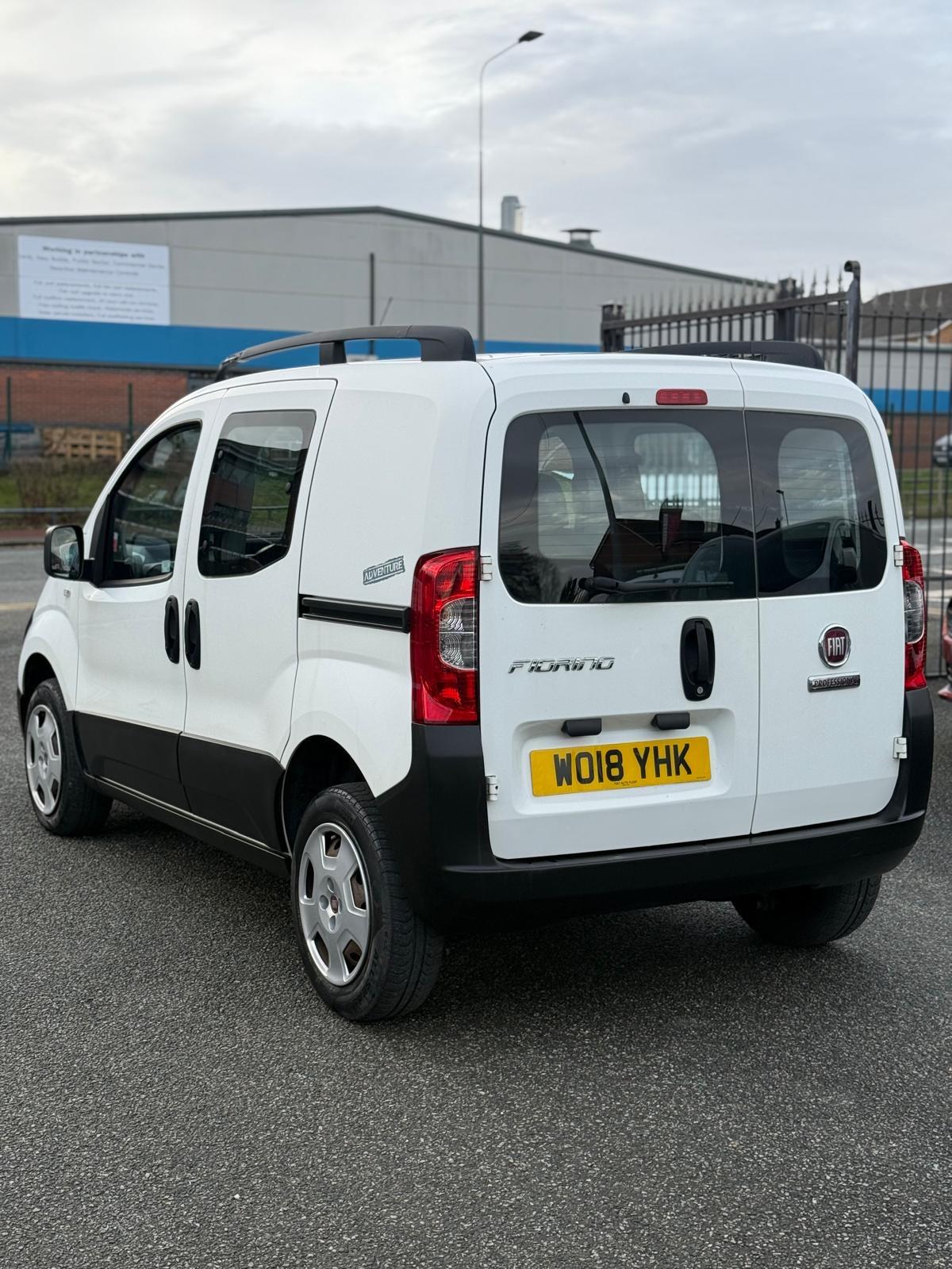 Fiat Fiorino 1.3 MultiJetII Adventure Combi Van 5dr Diesel Manual Euro 6 (SLD) (95 bhp)
