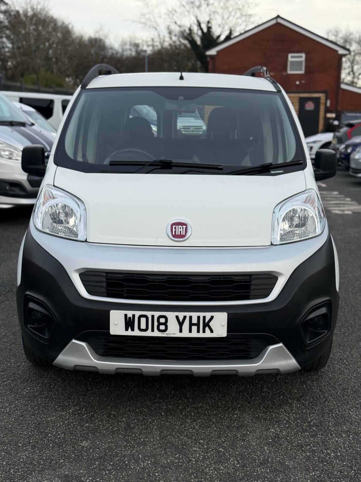 Fiat Fiorino 1.3 MultiJetII Adventure Combi Van 5dr Diesel Manual Euro 6 (SLD) (95 bhp)