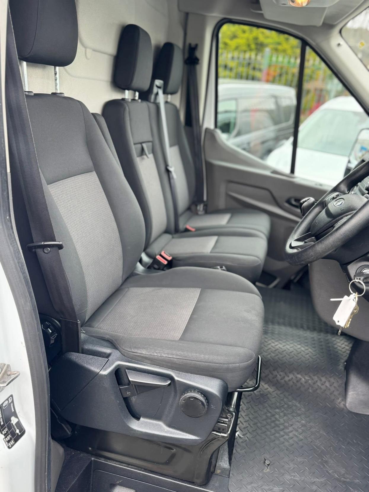 Ford Transit 2.0 350 EcoBlue Leader Panel Van 5dr Diesel Manual FWD L2 H2 Euro 6 (s/s) (130 ps)
