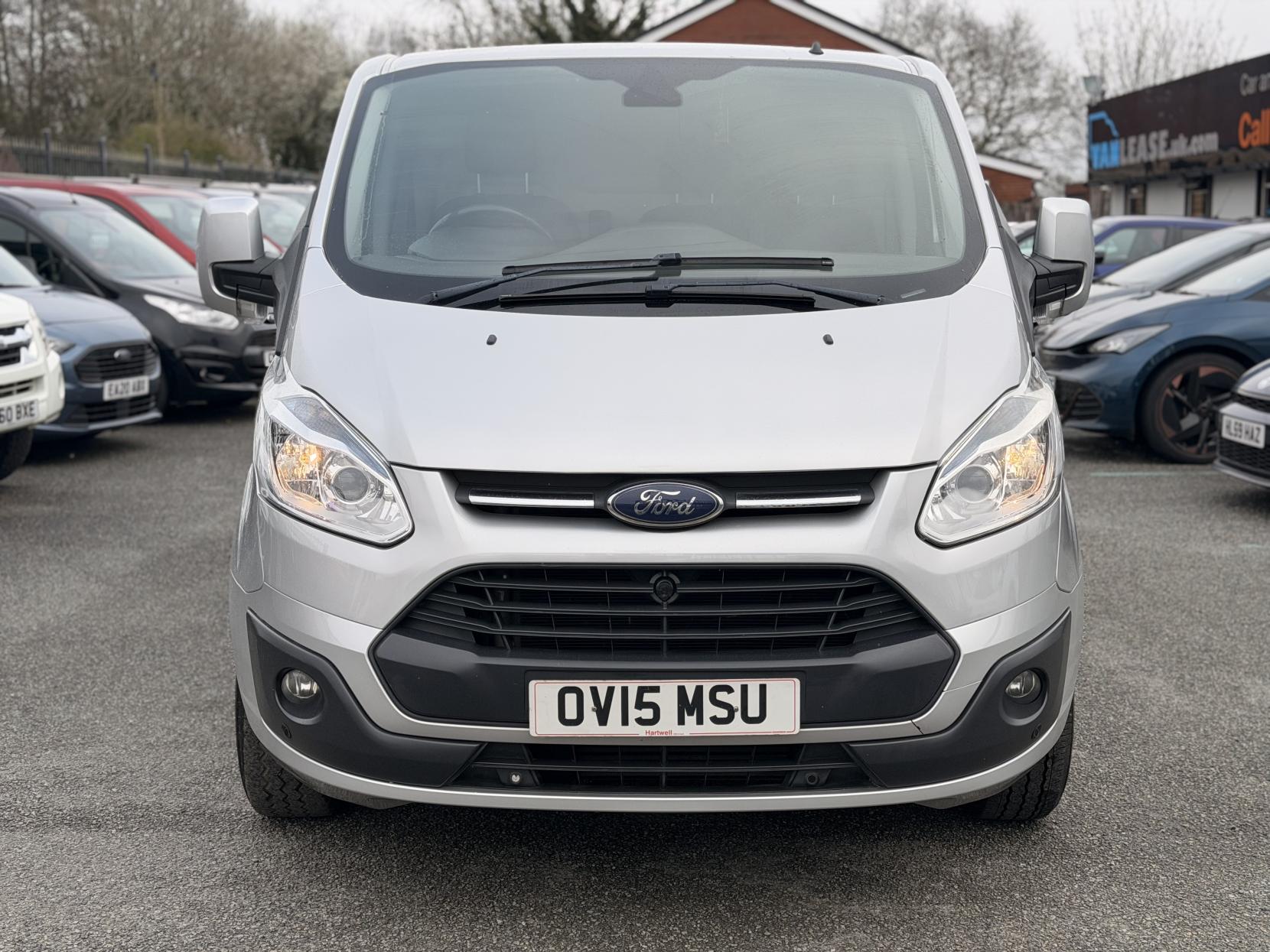 Ford Transit Custom 2.2 TDCi 270 Limited Panel Van 5dr Diesel Manual L1 H1 (186 g/km, 123 bhp)