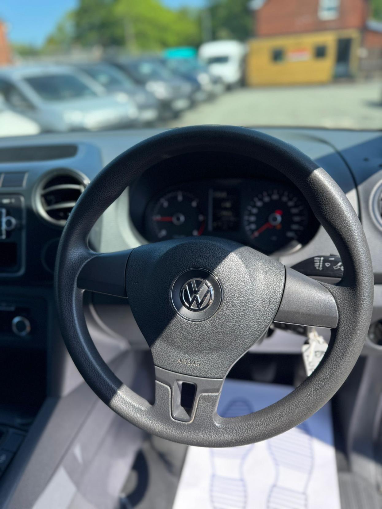 Volkswagen Amarok 2.0 TDI Startline Pickup Double Cab 4dr Diesel Manual 4Motion Selectable Euro 5 (140 ps)