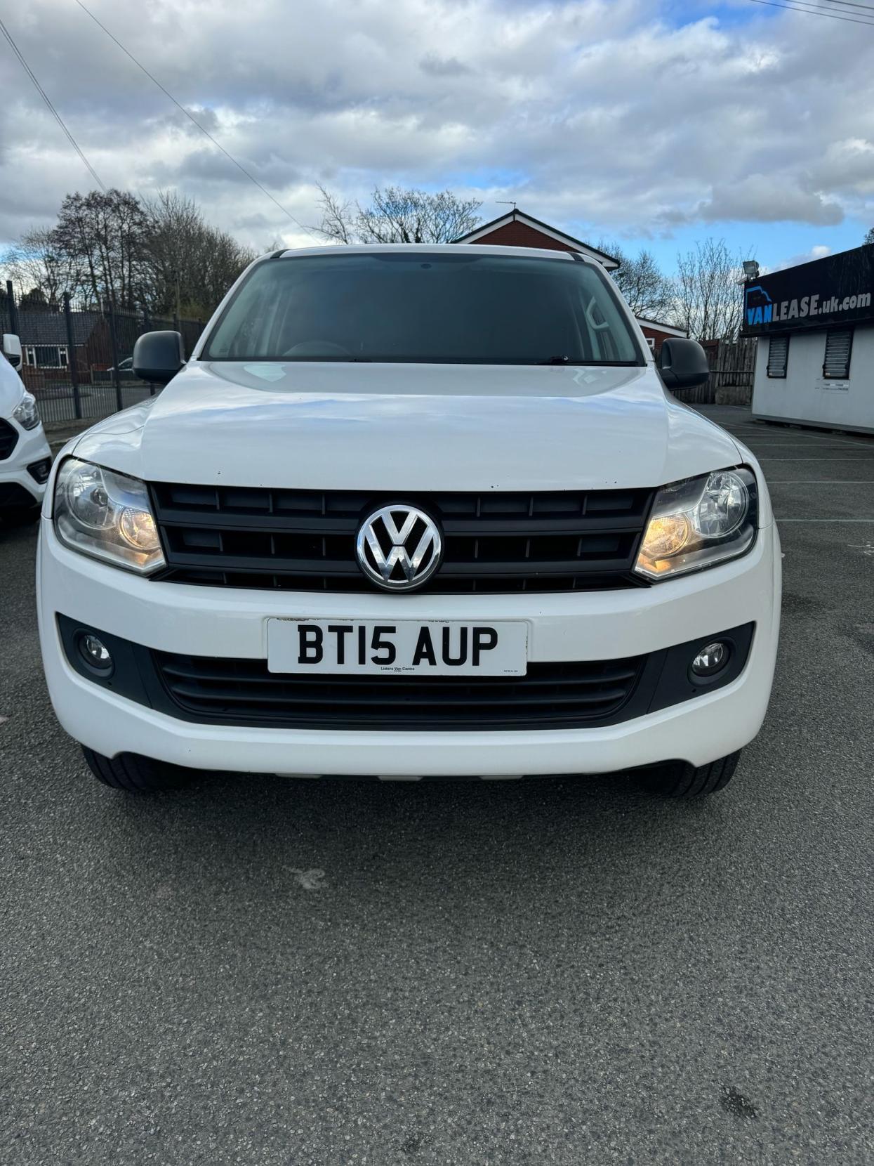 Volkswagen Amarok 2.0 TDI Startline Pickup Double Cab 4dr Diesel Manual 4Motion Selectable Euro 5 (140 ps)