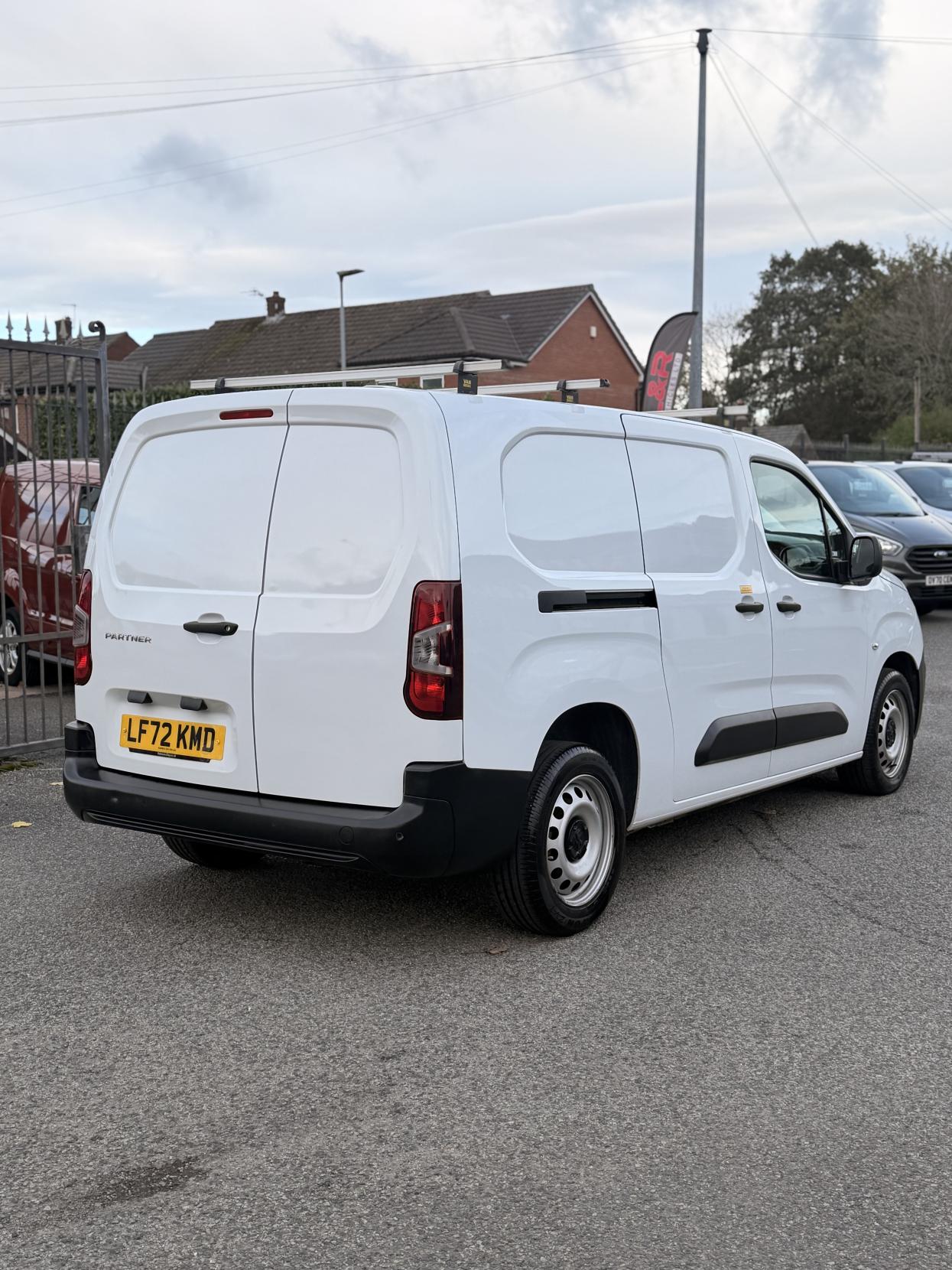 Peugeot Partner 1.5 BlueHDi 950 Professional Premium + Long Panel Van 6dr Diesel Manual LWB Euro 6 (s/s) (100 bhp)