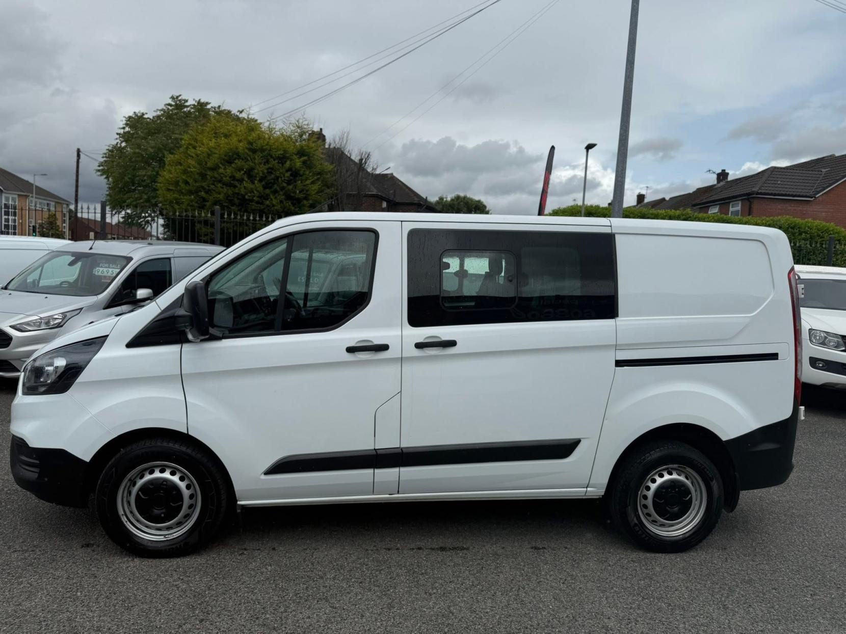 Ford Transit Custom 2.0 320 EcoBlue Leader Crew Van Double Cab 5dr Diesel Manual L1 H1 Euro 6 (s/s) (105 ps)