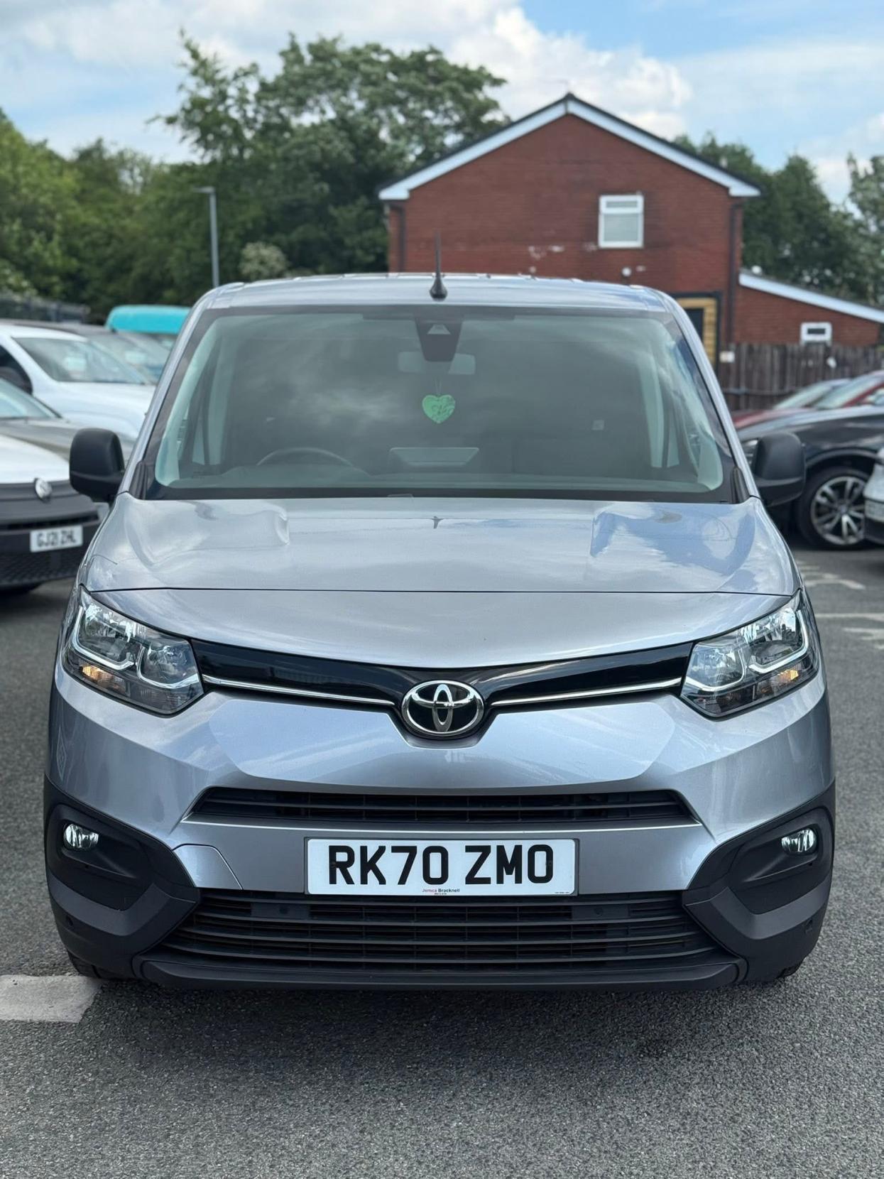 Toyota PROACE CITY 1.5 BlueHDi Icon Short Panel Van 5dr Diesel Manual SWB Euro 6 (75 bhp)