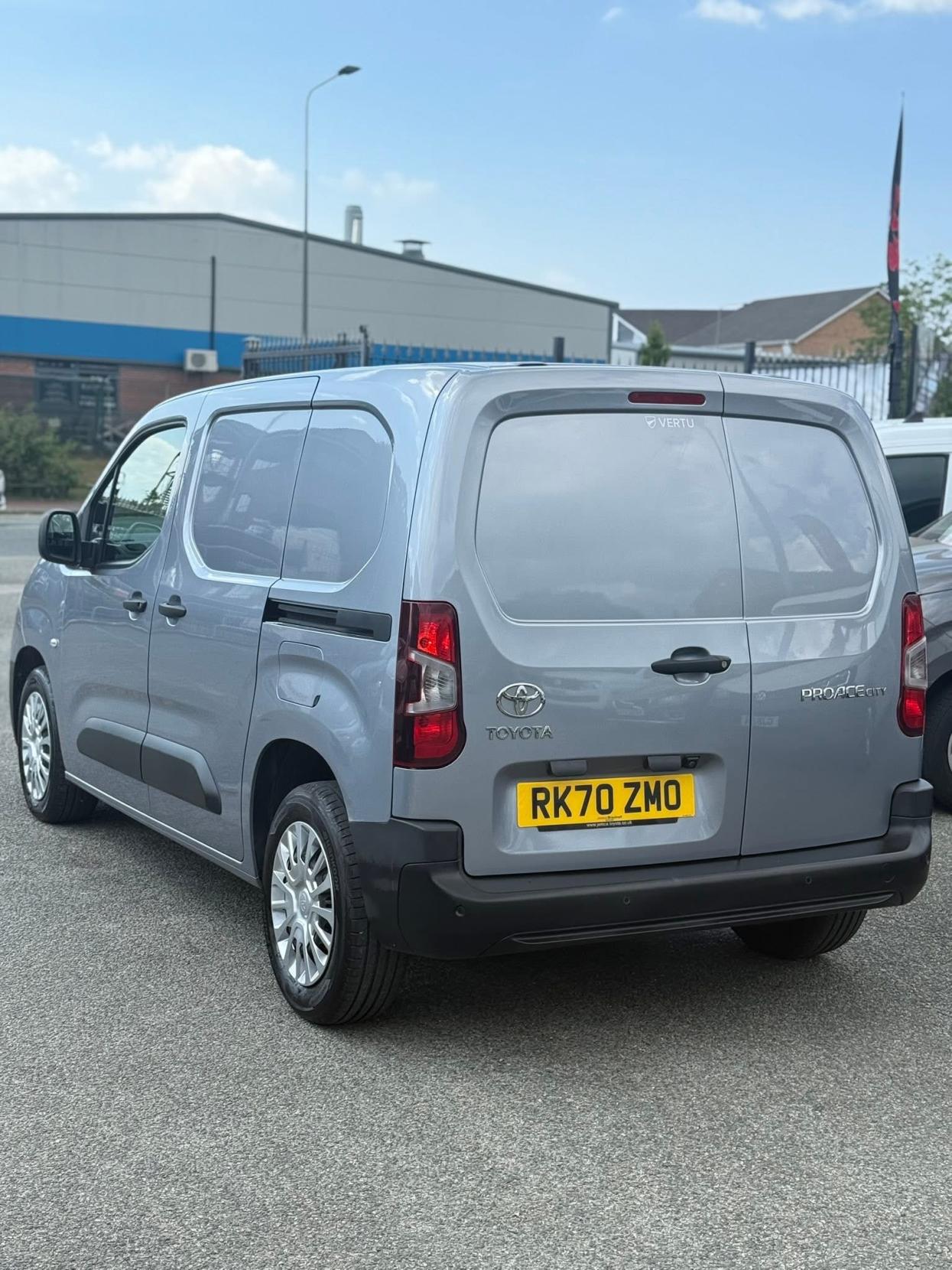 Toyota PROACE CITY 1.5 BlueHDi Icon Short Panel Van 5dr Diesel Manual SWB Euro 6 (75 bhp)