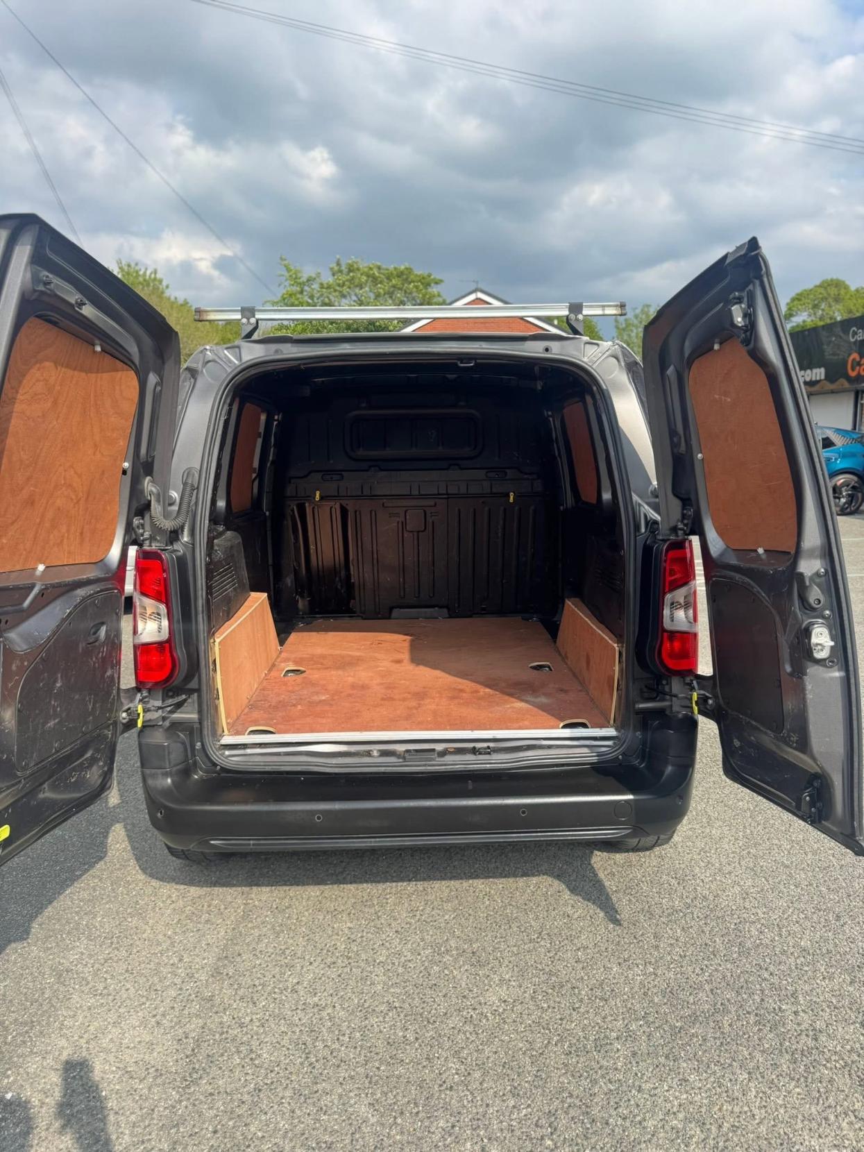 Citroen Berlingo 1.5 BlueHDi 1000 Enterprise M Panel Van 5dr Diesel Manual SWB Euro 6 (100 ps)