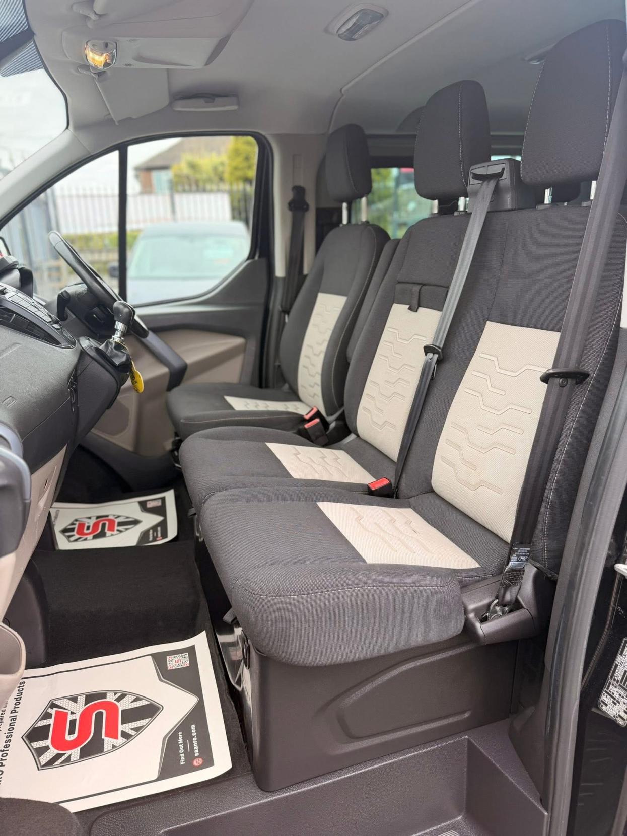 Ford Transit Custom 2.2 TDCi 290 Limited Panel Van 5dr Diesel Manual L2 H1 (191 g/km, 123 bhp)