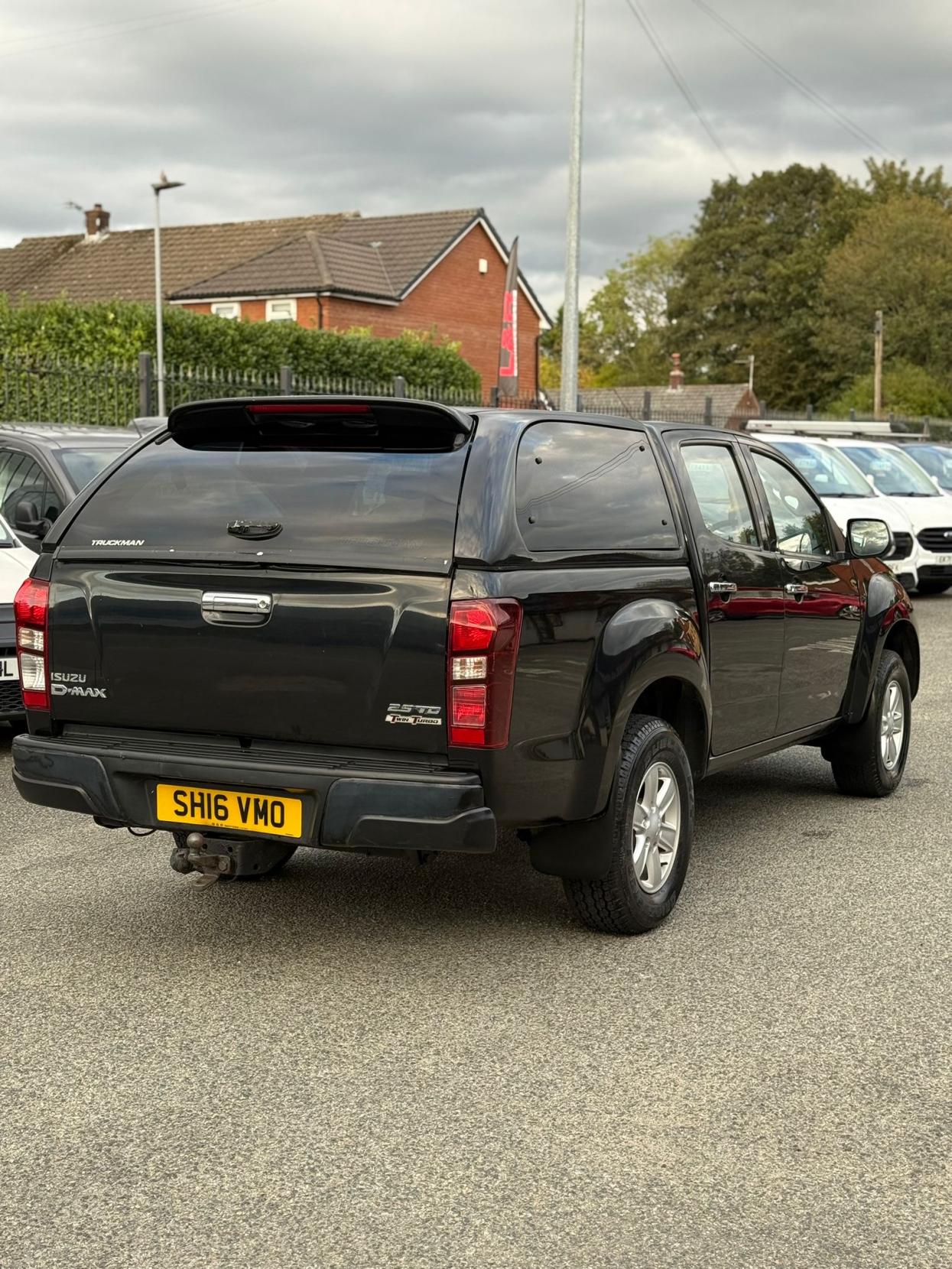 Isuzu D-Max 2.5 TD Eiger Pickup 4dr Diesel Manual 4x4 (192 g/km, 161 bhp)