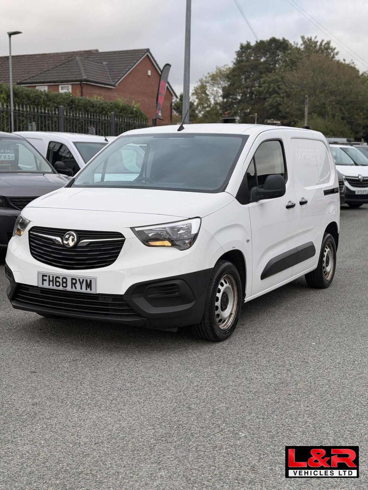 Vauxhall Combo 1.6 Turbo D 2300 Edition Panel Van 4dr Diesel Manual L1 H1 Euro 6 (s/s) (100 ps)