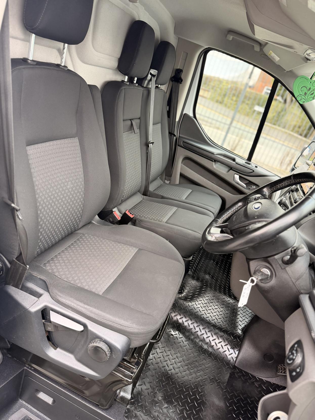 Ford Transit Custom 2.0 300 EcoBlue Trend Panel Van 5dr Diesel Manual L1 H1 Euro 6 (s/s) (105 ps)