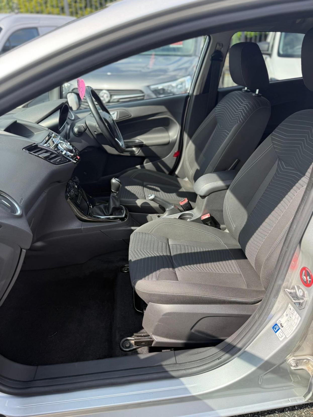 Ford Fiesta 1.0T EcoBoost Titanium Hatchback 5dr Petrol Manual Euro 6 (s/s) (100 ps)