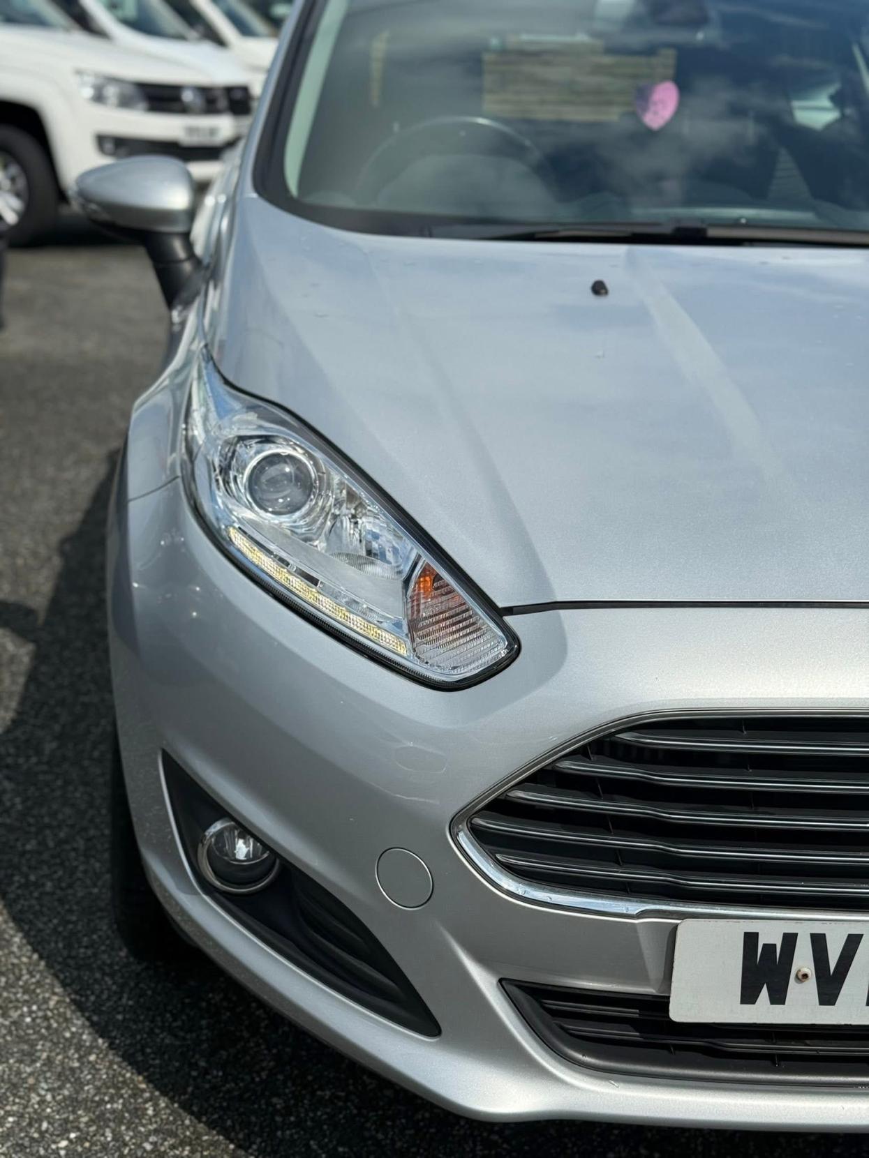 Ford Fiesta 1.0T EcoBoost Titanium Hatchback 5dr Petrol Manual Euro 6 (s/s) (100 ps)