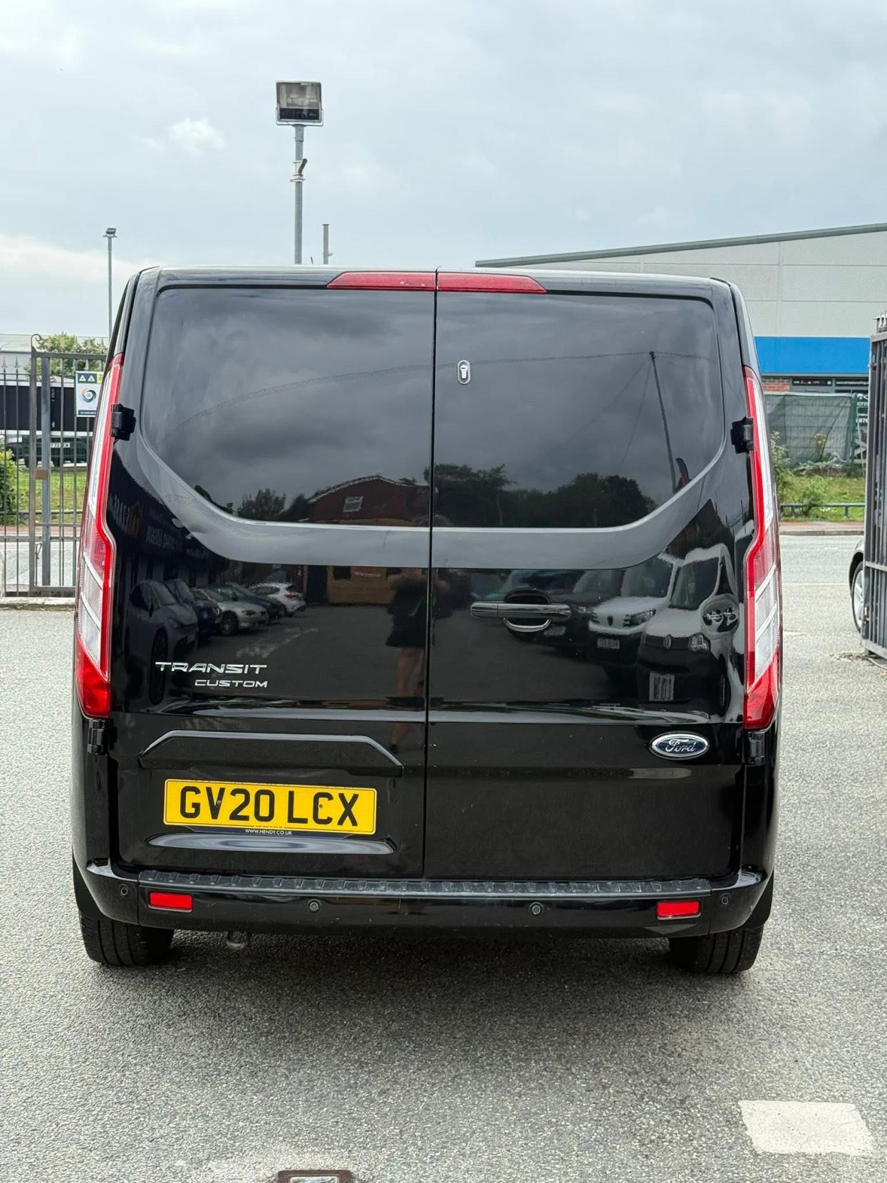 Ford Transit Custom 2.0 280 EcoBlue Limited Panel Van 5dr Diesel Manual L1 H1 Euro 6 (s/s) (130 ps)