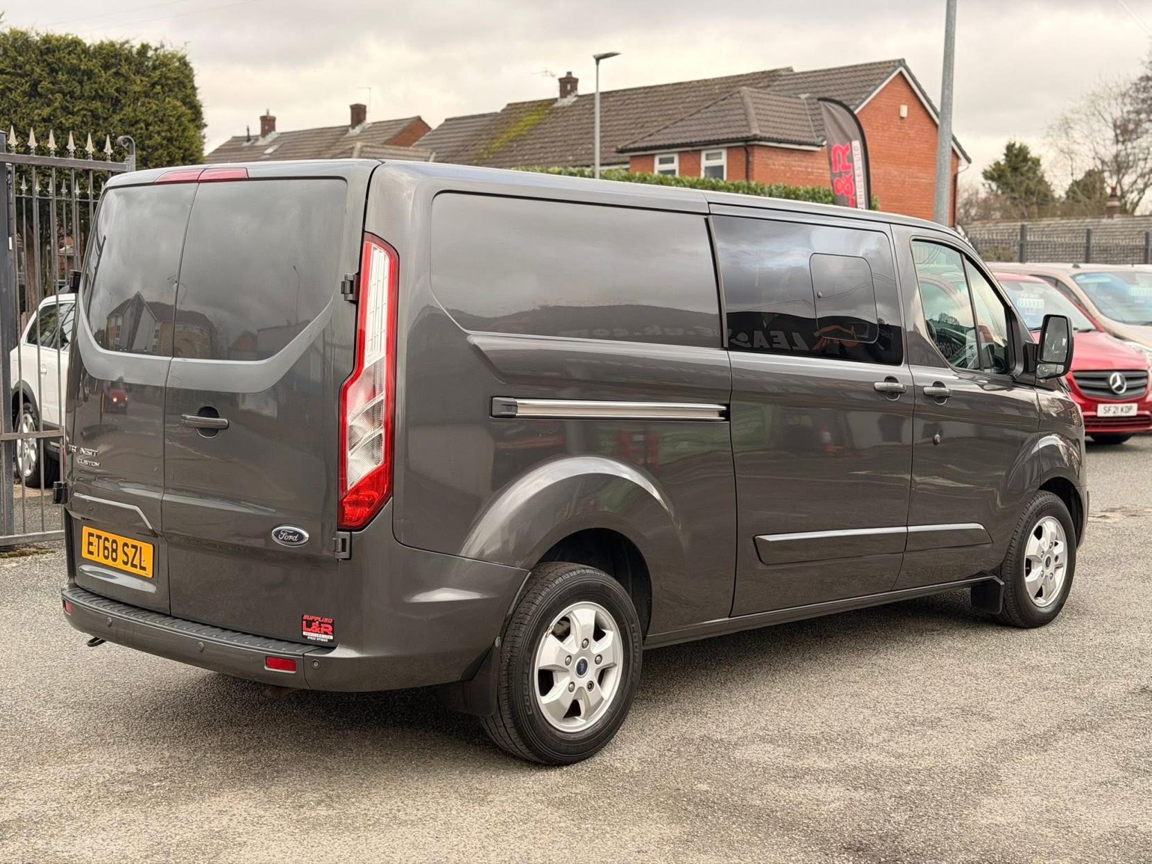 Ford Transit Custom 2.0 TDCi 310 Limited Panel Van 5dr Diesel Automatic L2 H2 (172 g/km, 168 bhp)