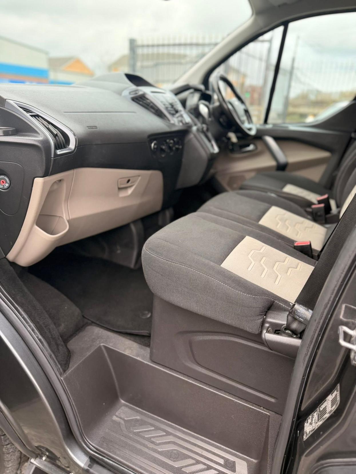 Ford Transit Custom 2.0 TDCi 310 Limited Panel Van 5dr Diesel Automatic L2 H2 (172 g/km, 168 bhp)