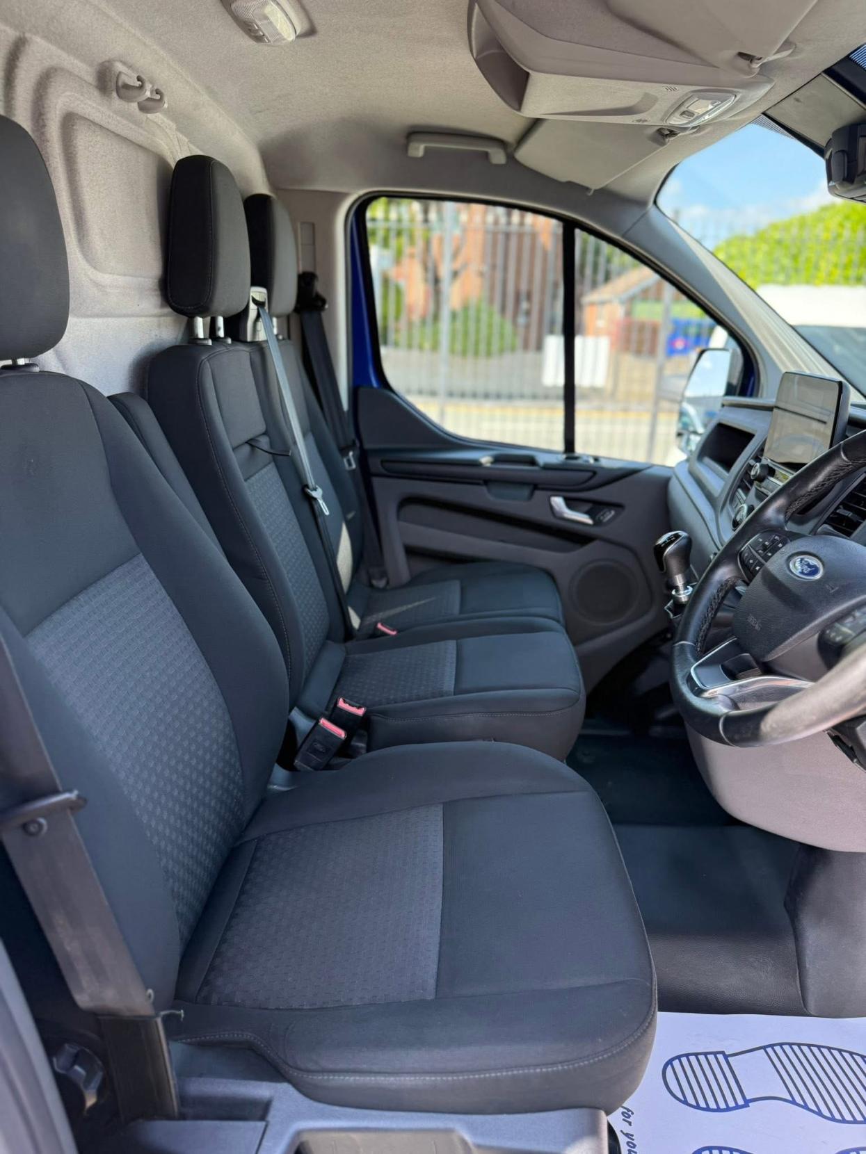 Ford Transit Custom 2.0 300 EcoBlue Trend Panel Van 5dr Diesel Manual L2 H1 Euro 6 (s/s) (105 ps)