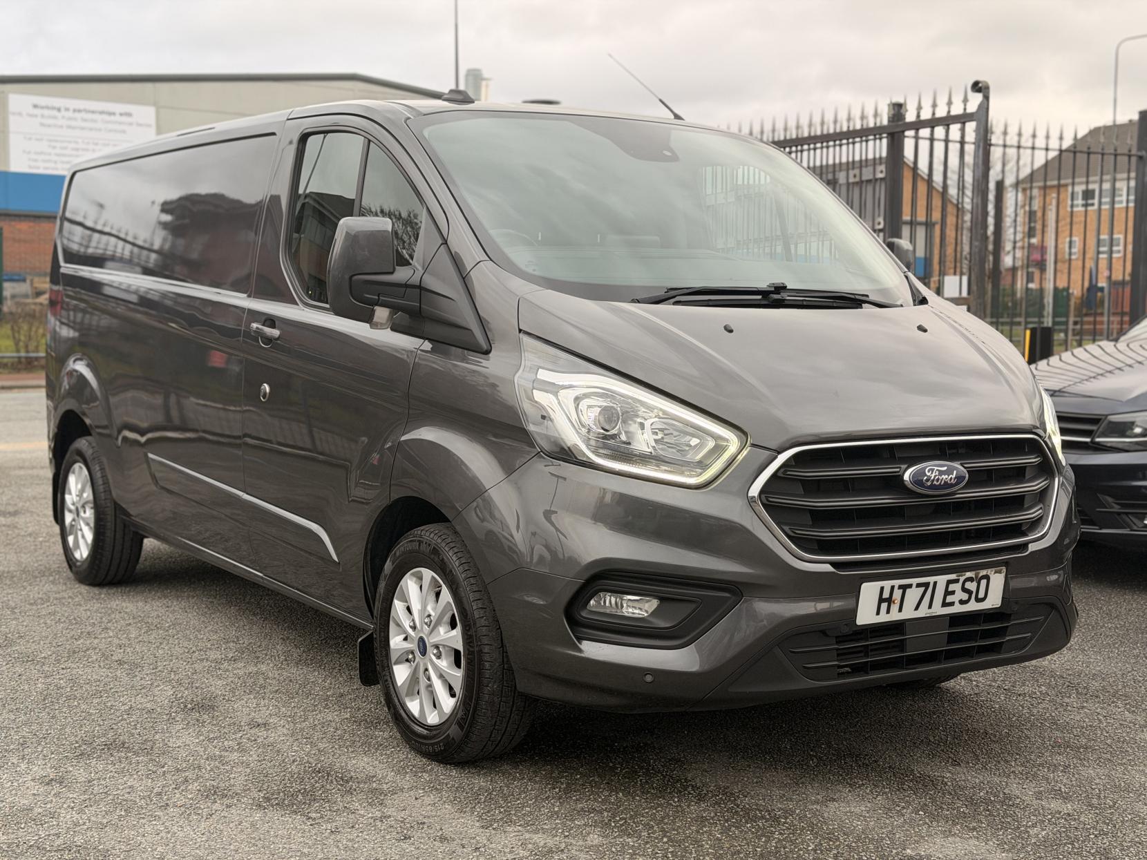 Ford Transit Custom 2.0 300 EcoBlue Limited Panel Van 5dr Diesel Auto L2 H1 Euro 6 (s/s) (130 ps)