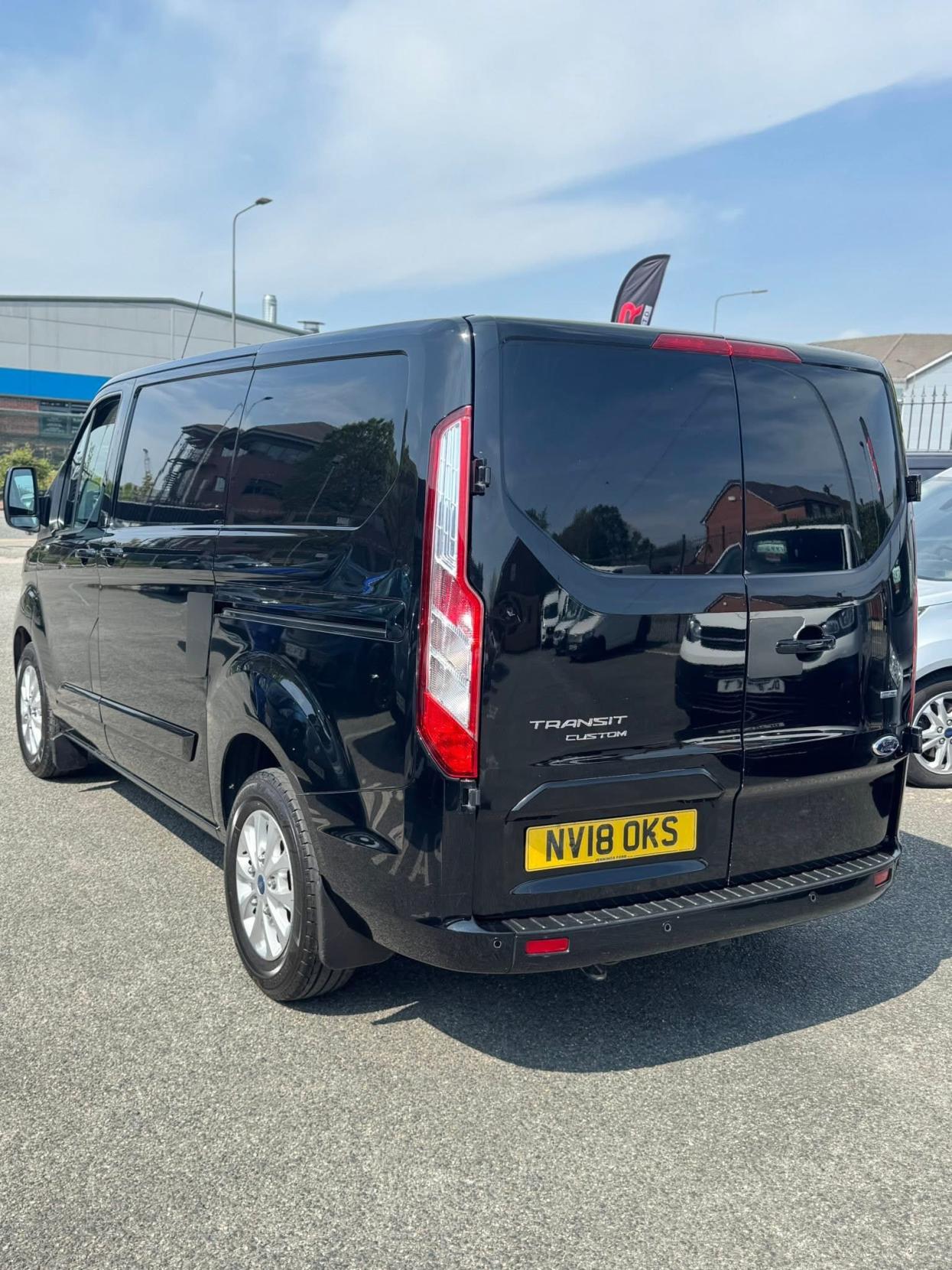 Ford Transit Custom 2.0 280 EcoBlue Limited Panel Van 5dr Diesel Auto L1 H1 Euro 6 (s/s) (130 ps)