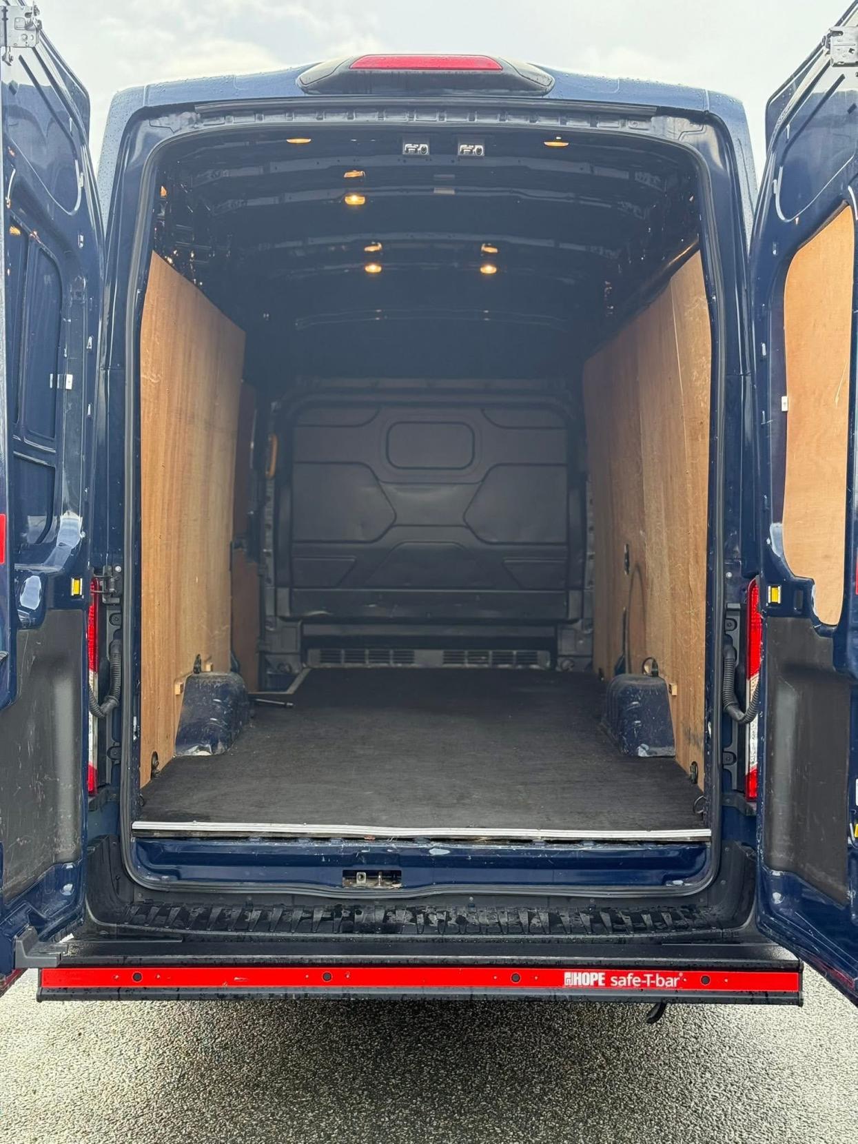Ford Transit 2.0 350 EcoBlue Trend Panel Van 5dr Diesel Manual RWD L4 H3 Euro 6 (s/s) (130 ps)