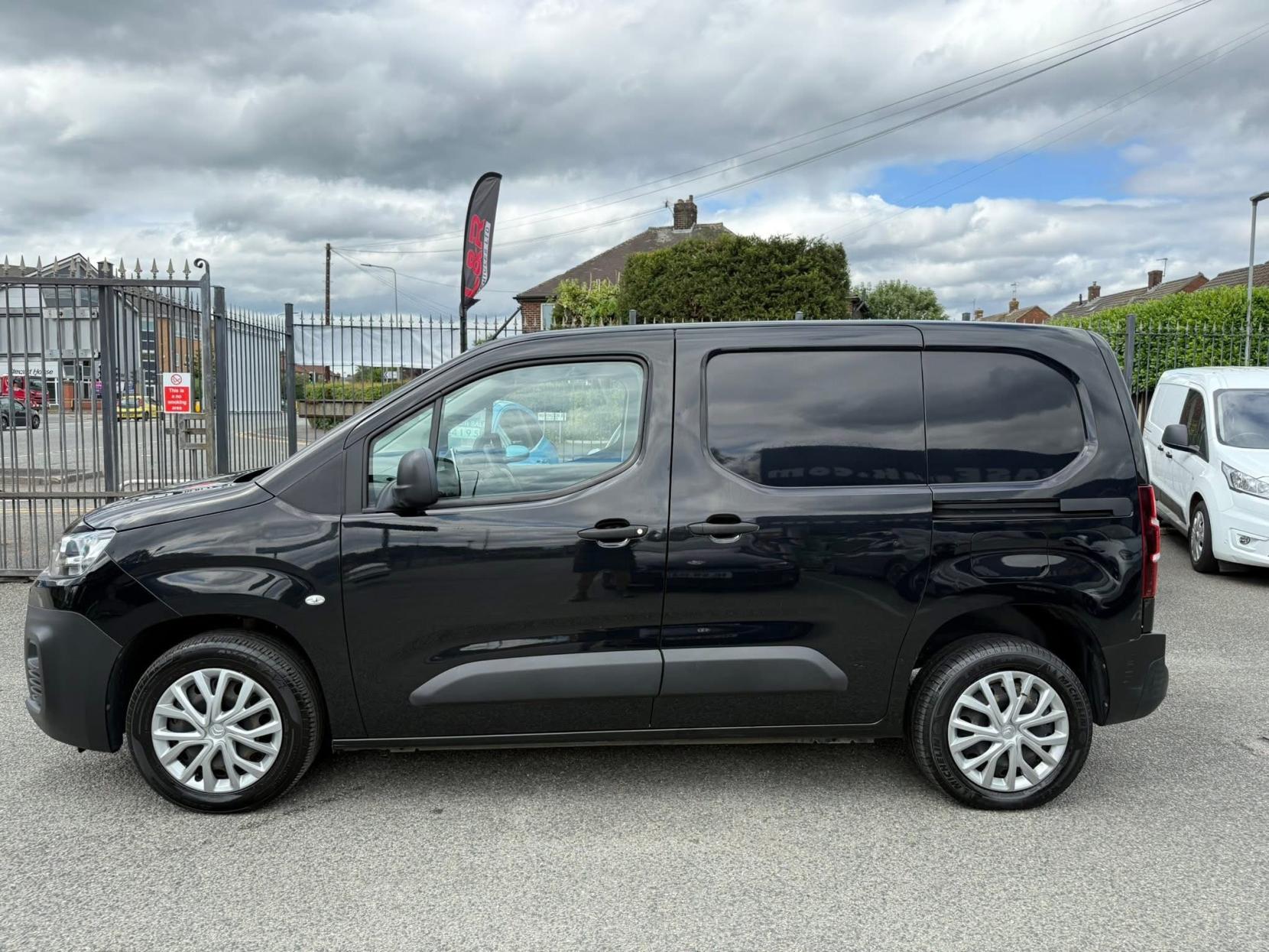 Citroen Berlingo 1.6 BlueHDi 1000 Enterprise M Panel Van 5dr Diesel Manual SWB Euro 6 (s/s) (100 ps)