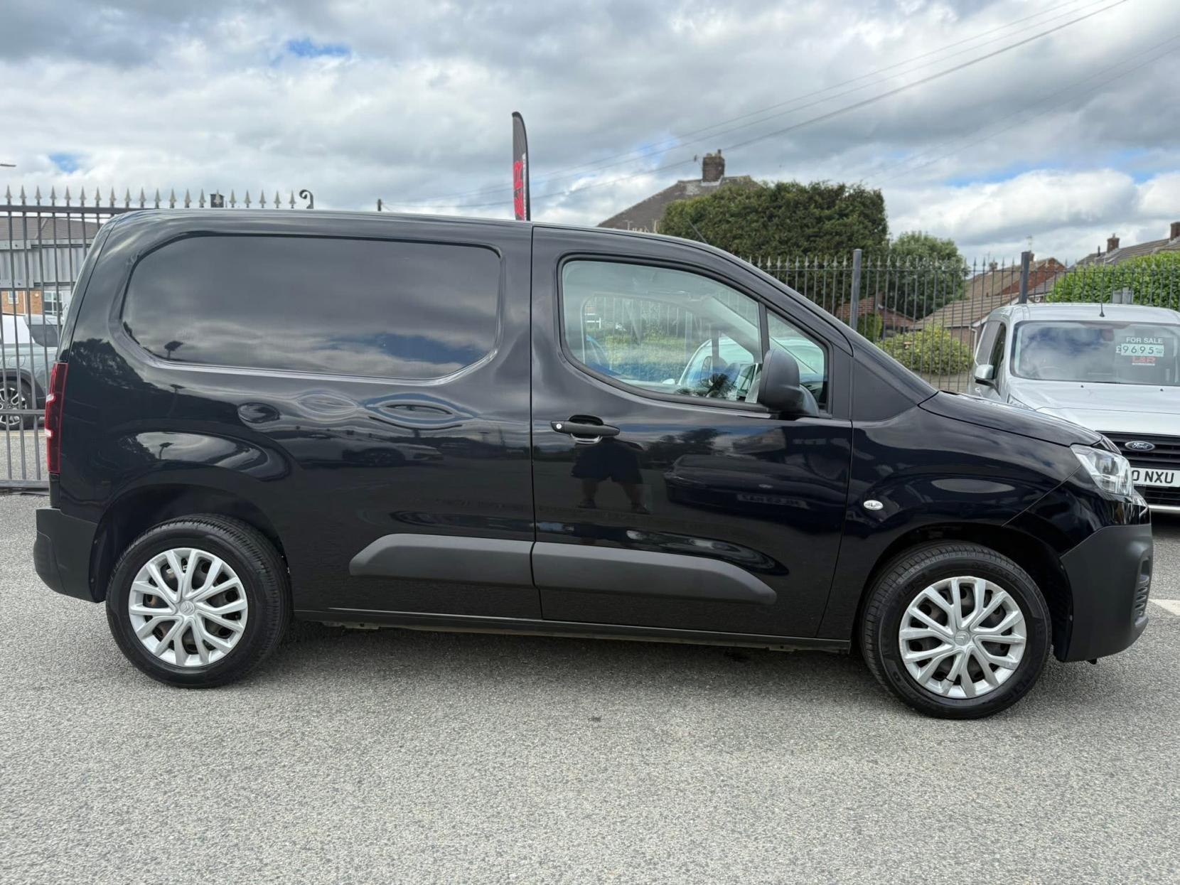 Citroen Berlingo 1.6 BlueHDi 1000 Enterprise M Panel Van 5dr Diesel Manual SWB Euro 6 (s/s) (100 ps)