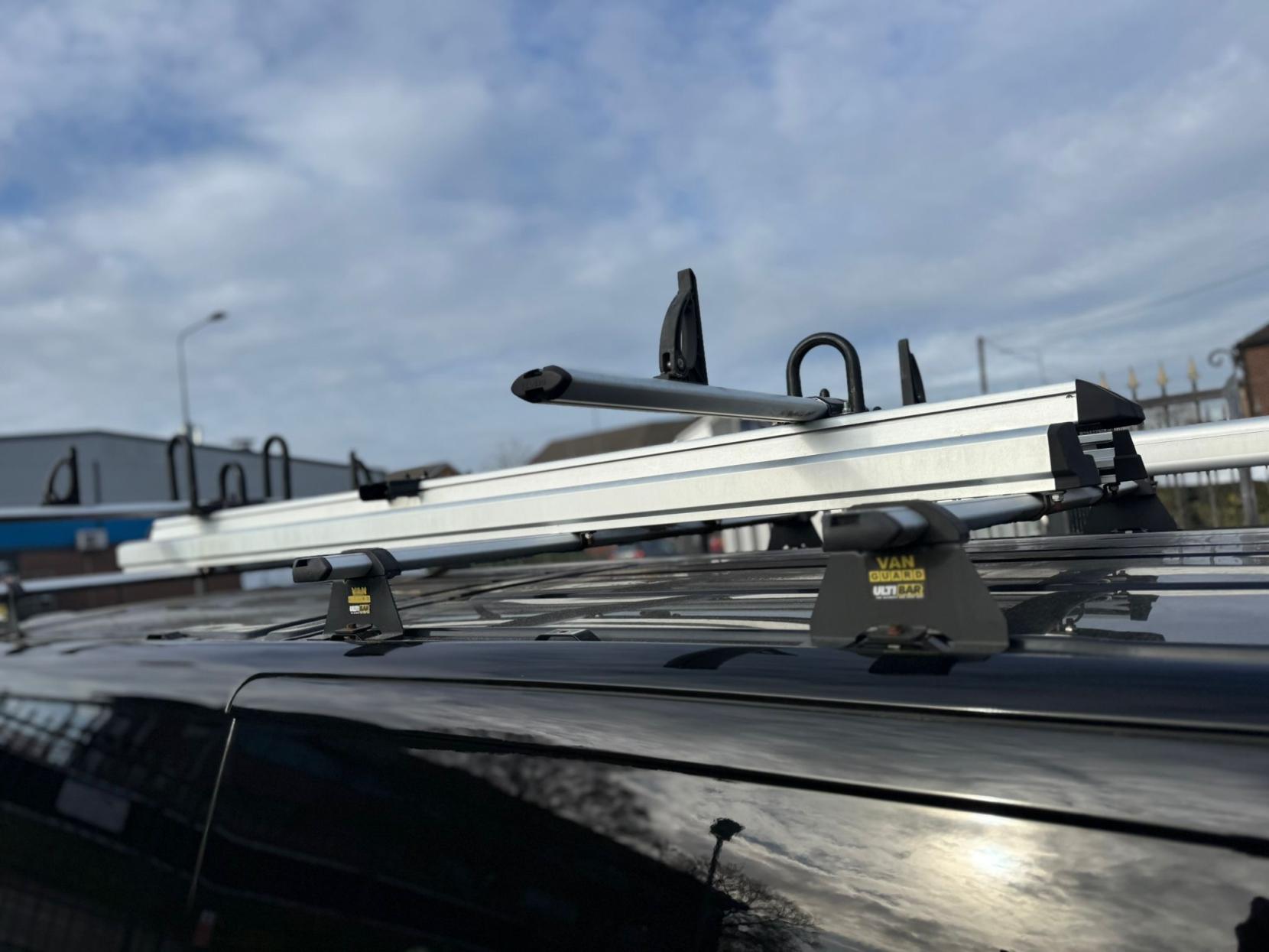 Peugeot Expert 1.6 BlueHDi 1200 Professional Long Panel Van 6dr Diesel Manual LWB Euro 6 (95 ps)