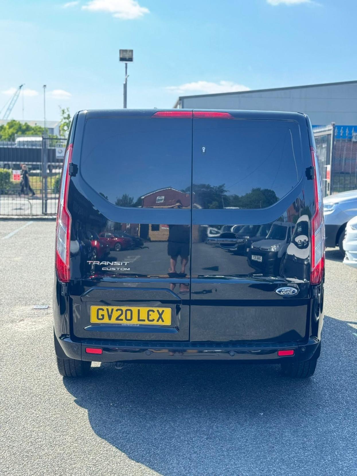 Ford Transit Custom 2.0 280 EcoBlue Limited Panel Van 5dr Diesel Manual L1 H1 Euro 6 (s/s) (130 ps)